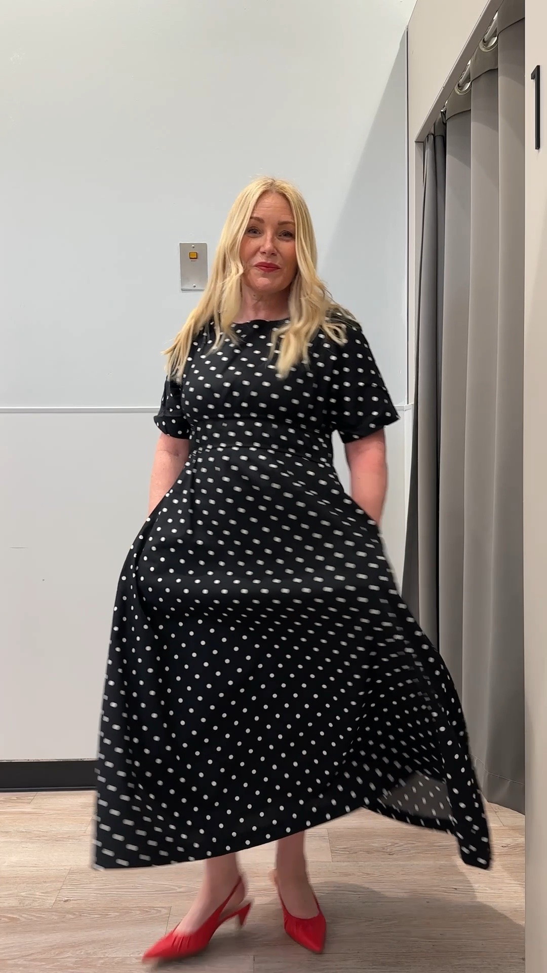 Ladies this is one polka dot dress you need in your wardrobe.
Such good quality, it also has pockets and comes in brown too, might have ordered that too.
It’s a good length too, for reference I’m 5ft 4 

Both linked below 

#LTKspring #LTKstyletip #LTKuk