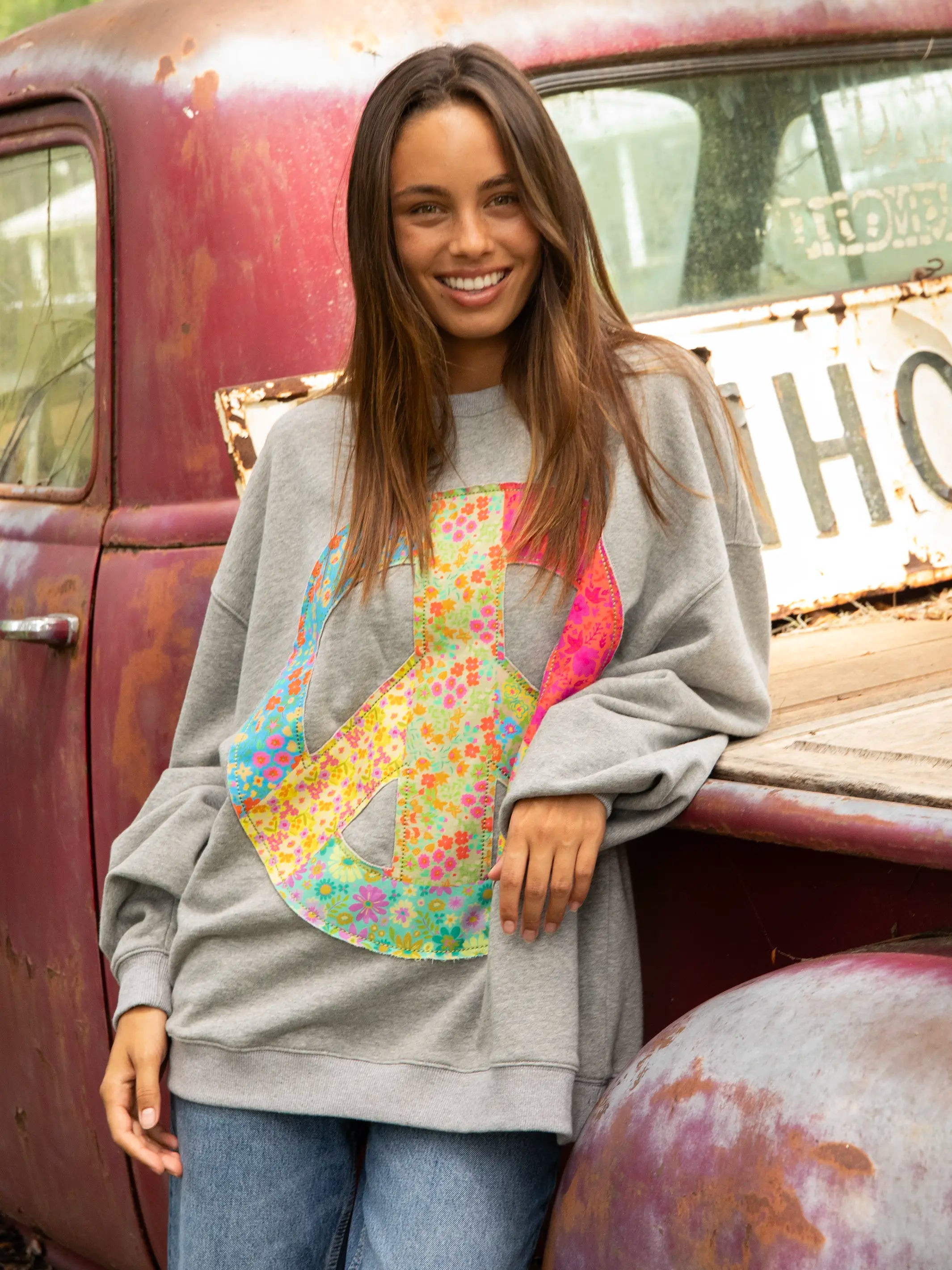 Applique Pullover Sweatshirt | Natural Life