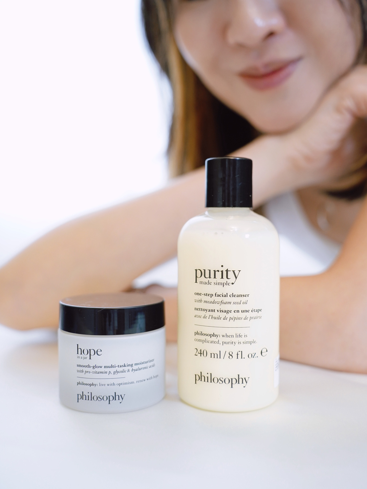 With code “EXTRA” to have extra 5% at lookfantastic and my Recommended products for summer are:

✨philosophy hope in a jar for my day care, can keep my skin moist for all day long, the exfoliating triple blend of aha work to resurface the outer layer, really smooth than before

✨Ester Lauder might repair is a great serum for this moment after sun, helps to visibly soften, smooth skin!!! used it for a few bottles already💜

✨the purity 3in 1 cleanser for face and eyes delivers multiple benefits to skin. I found that my skin become clean and smooth after used for 1 week. 



#LTKxNSale #LTKFind #LTKsalealert