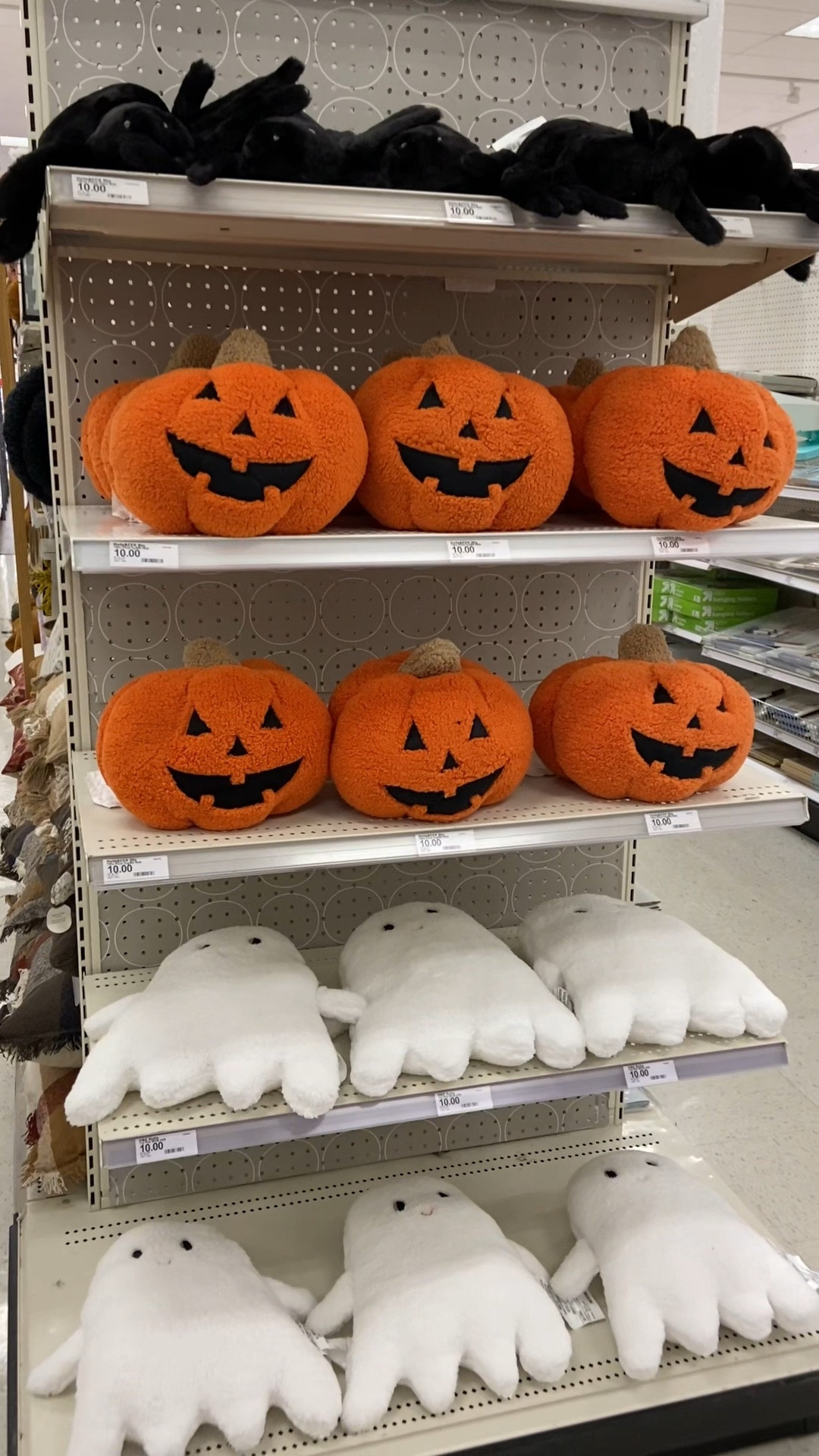 $10 Halloween Pumpkins at Target!

#LTKSeasonal #LTKVideo #LTKHome