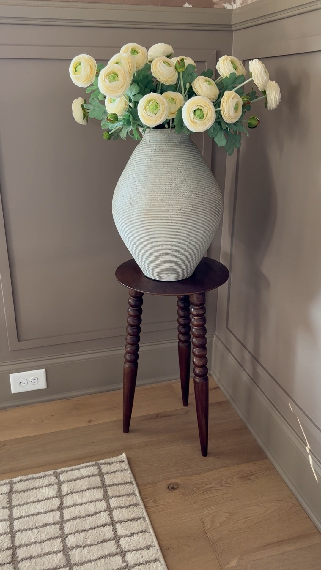 ON SALE! All four finishes on this accent table have some sort of discount right now! Grab your favorite. 

Wayfair


#LTKHome #LTKWatchNow #LTKSaleAlert