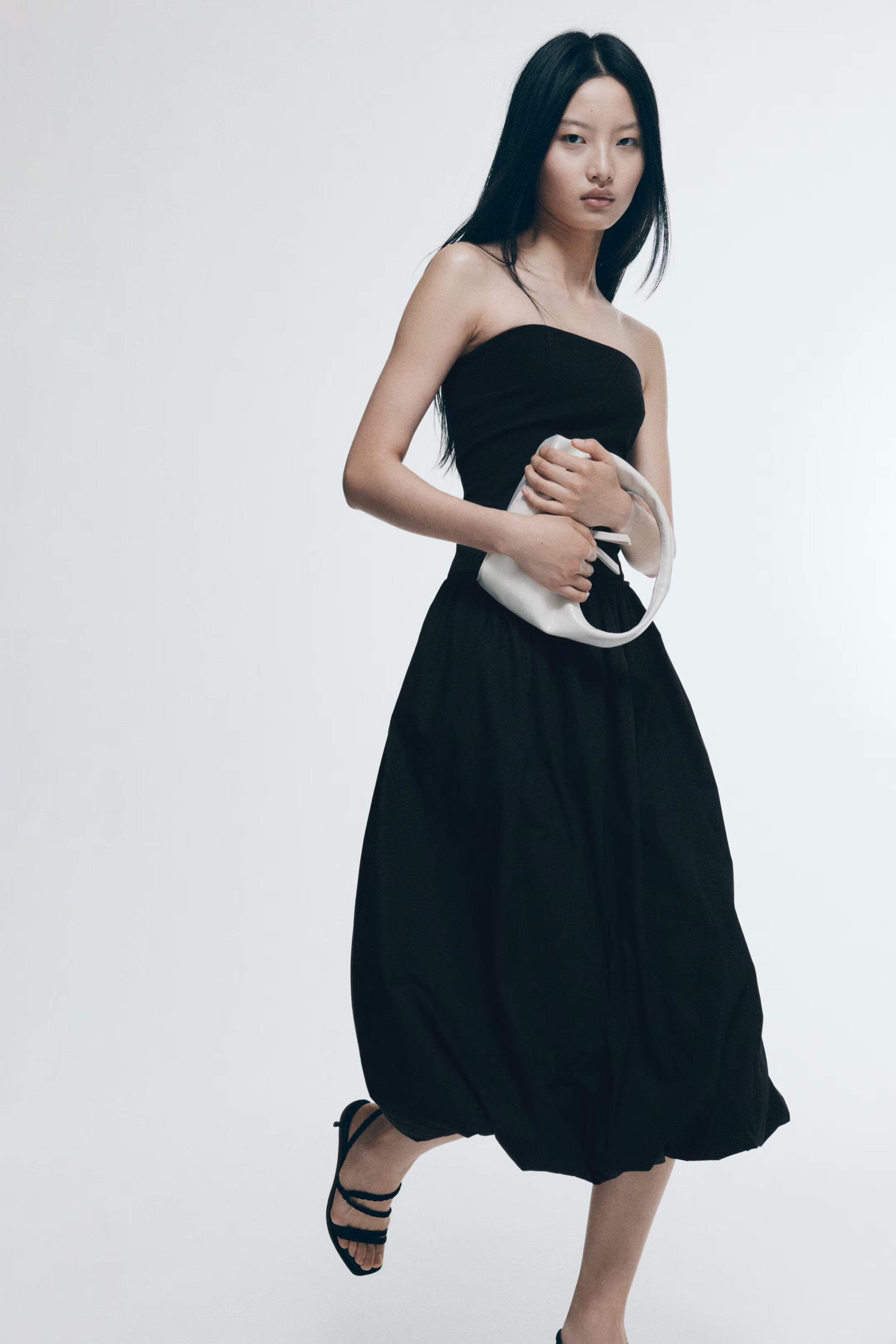 Bubble-Hem Bandeau Dress - Black - Ladies | H&M US | H&M (US + CA)