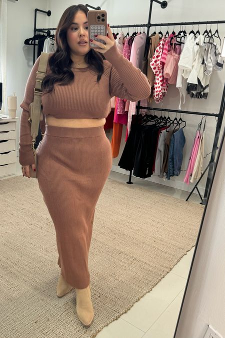 The most flattering midi skirt set from #amazonfashion for all my curvy midsize girls 🤍This set is so fun and I had such a hard time deciding what color to choose. I love how it can easily be dressed up or down! 🥵 I tucked mine under the bra to bring in more attention to my waist 💁🏻‍♀️  

Wearing size L 

curvy fashion, affordable fashion, amazon fashion finds, midsize fashion

#LTKmidsize #LTKstyletip