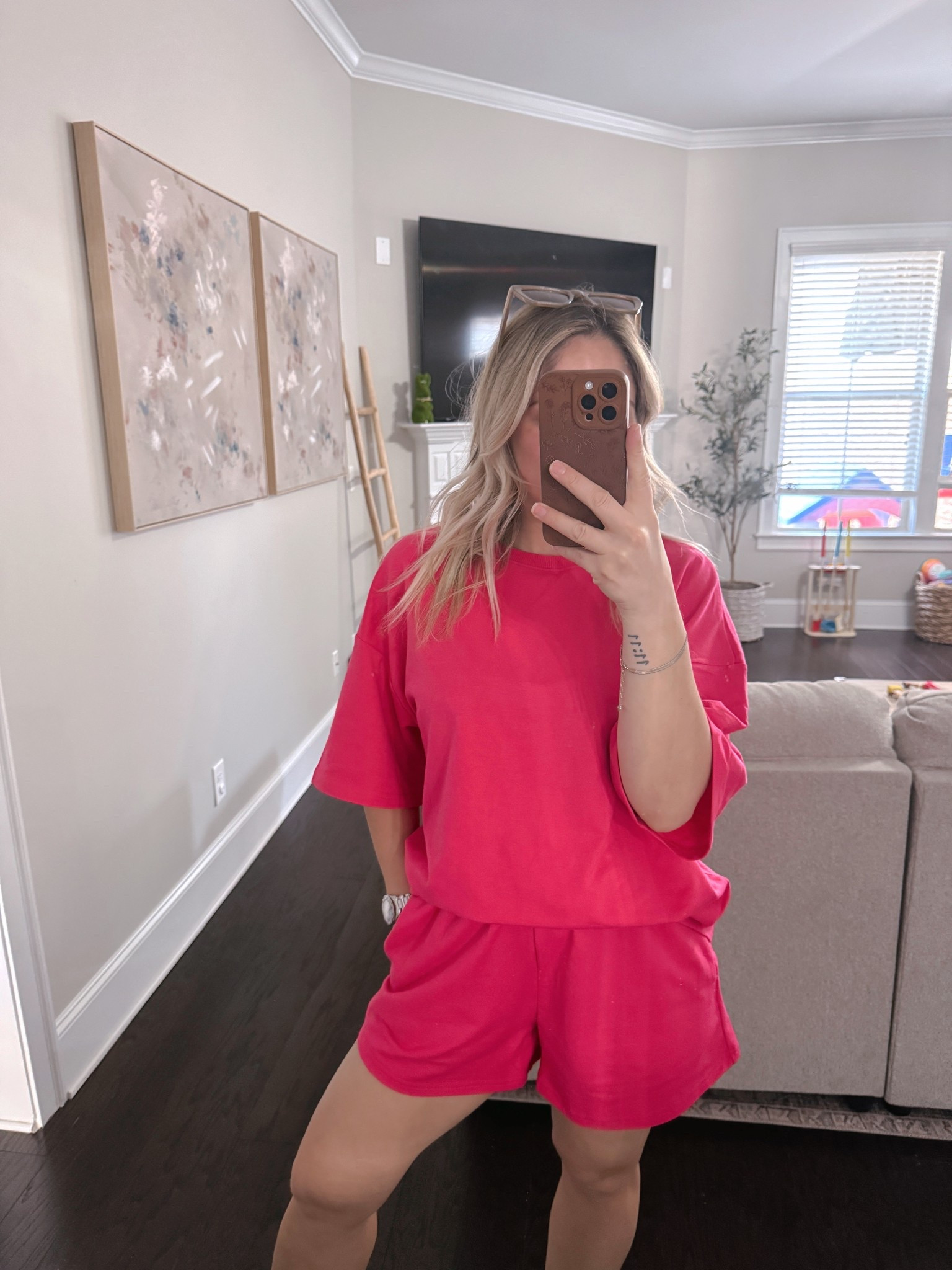 The coziest set for chasing a toddler all day. Sized up to a medium. 

#LTKActive #LTKFindsUnder50 #LTKStyleTip