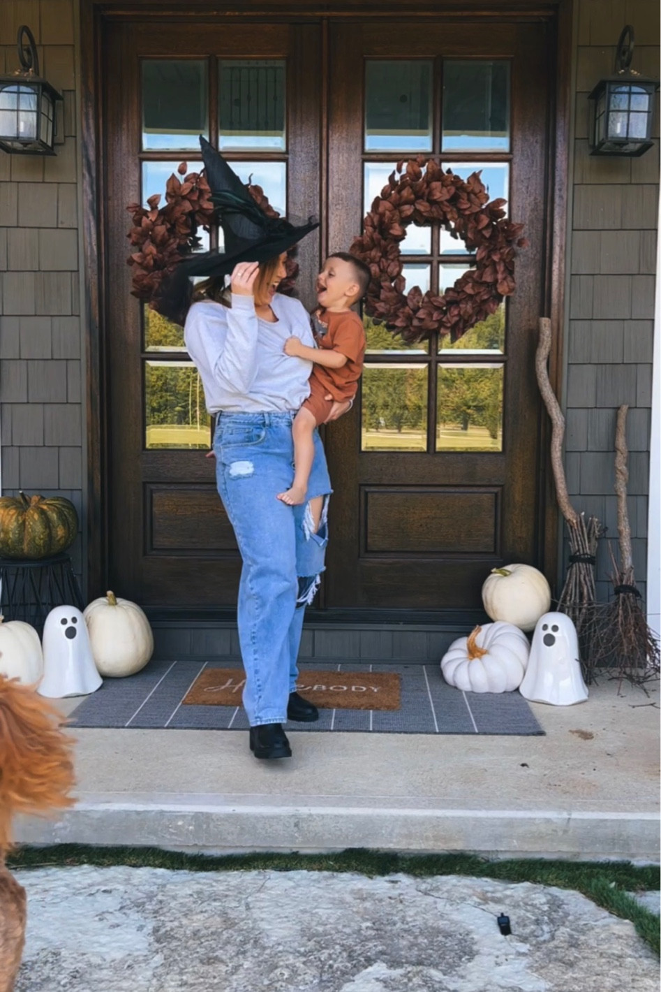 Fall front porch 🍂🍁

#LTKSeasonal #LTKfindsunder50 #LTKhome