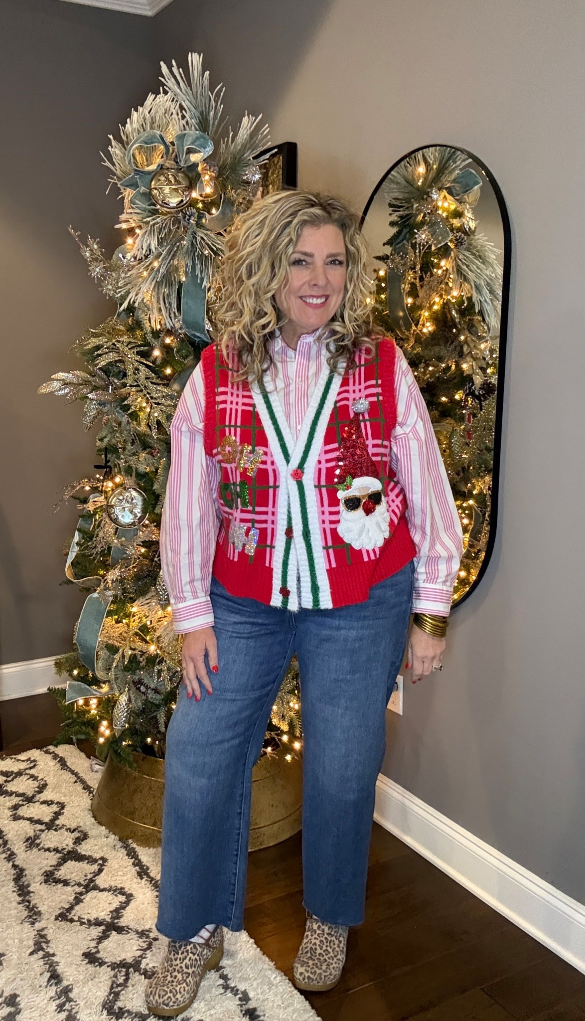 Cutie holiday fit 

#LTKOver40 #LTKHoliday #LTKootd
