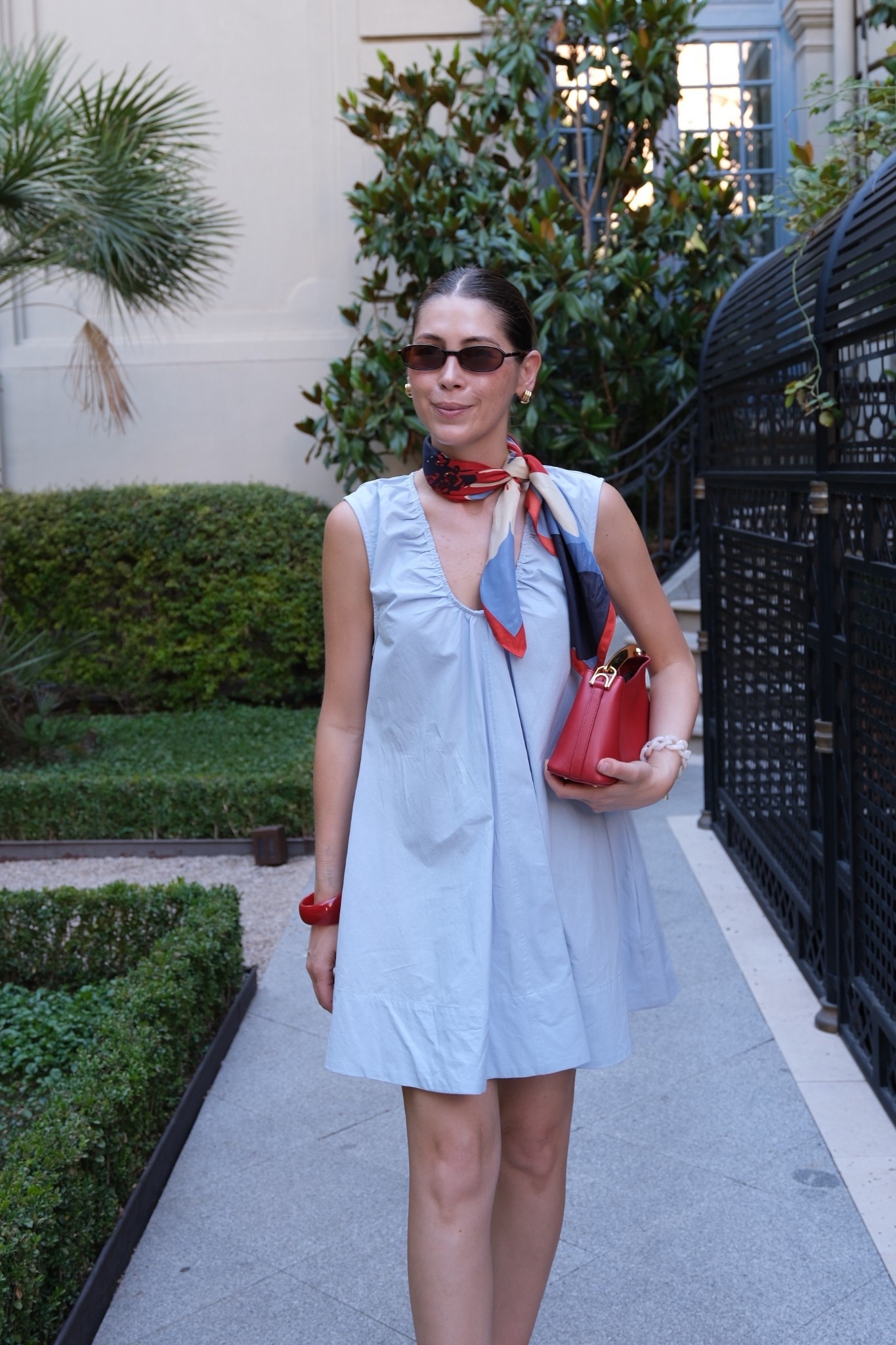 blue dress & red accessories 🩵♥️


#Summer #LTKsummer #LTKeurope #LTKstyle #SummerLook #DisshStyle #EllemeBag #MangoAccessories #SummerOutfit #CityLook #Reiseoutfit #EleganterSommer #Sommerkleid #FrenchGirlStyle #MadridStyle #BlueDress #RedBag #ModernClassic



#LTKeurope #LTKsummer #LTKkleider