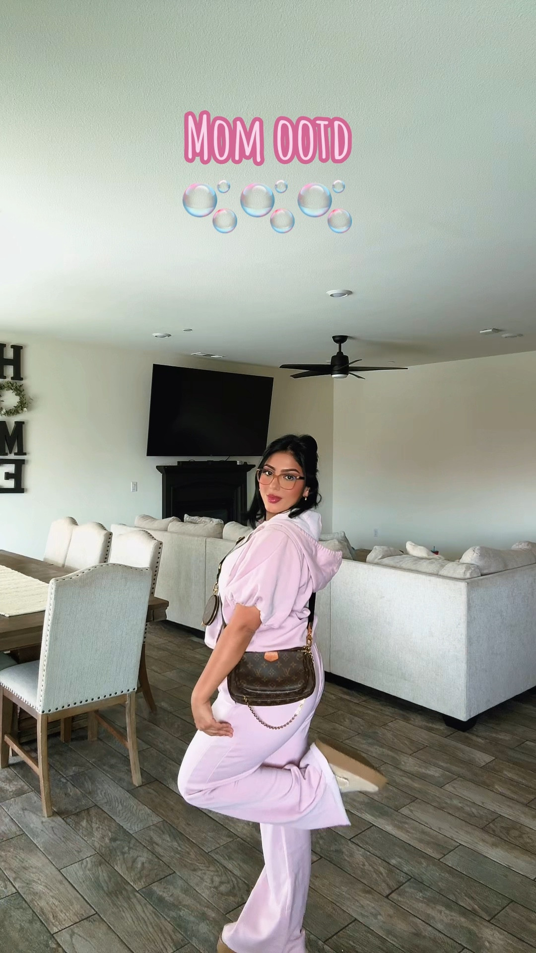 Wearing size XS :) 

#LTKValentine #LTKmomlife #LTKgrwm