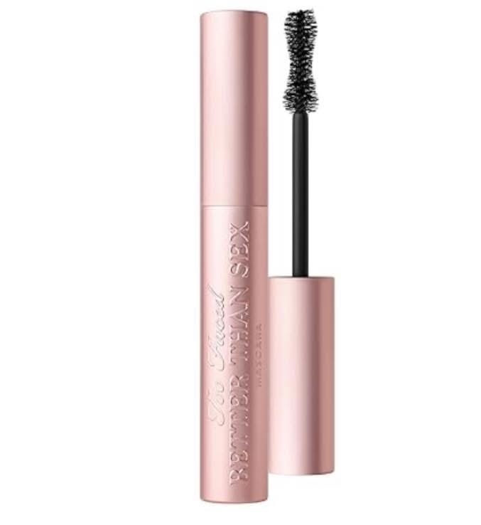 Oh my gosh-my favorite mascara is HALF off right now! Love this one! Go grab it-I promise you won’t regret it! #twofaced #twofacedmascara #mascaradeal #betterthansexmascara 