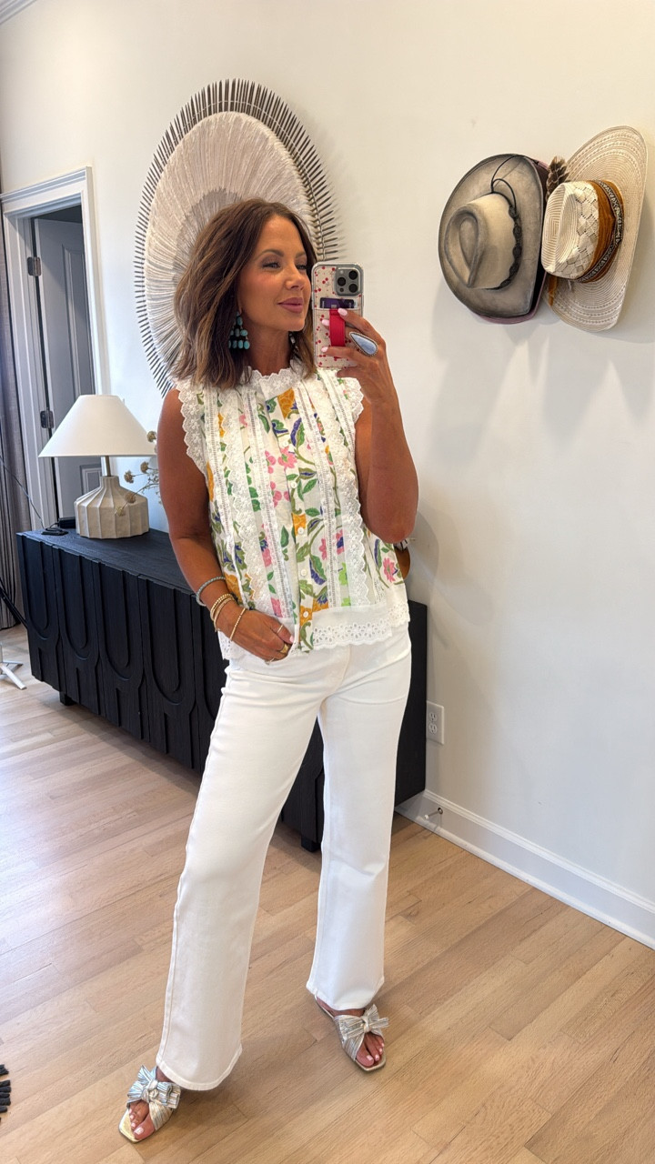 avara x natasha has the cutest collab! code betsy15 works for new customers. i’m wearing a medium top and 28 jeans ♥️

#LTKootd #LTKSaleAlert #LTKSeasonal