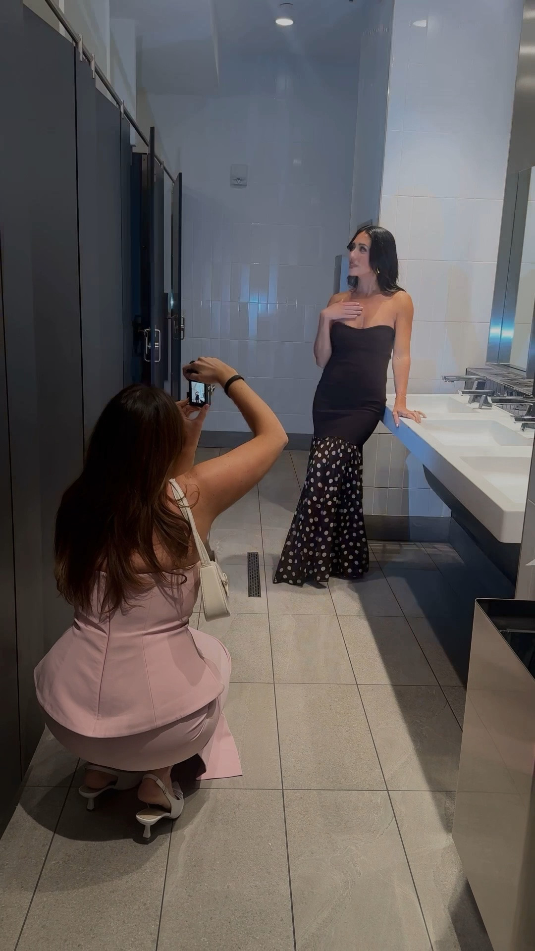 “Do you need to go to the bathroom?! Girls girls!!! Sharing details to my outfit! 
@Zara dress size XS 
Amazon accessories

#LTKSeasonal #LTKootd #LTKdayinmylife