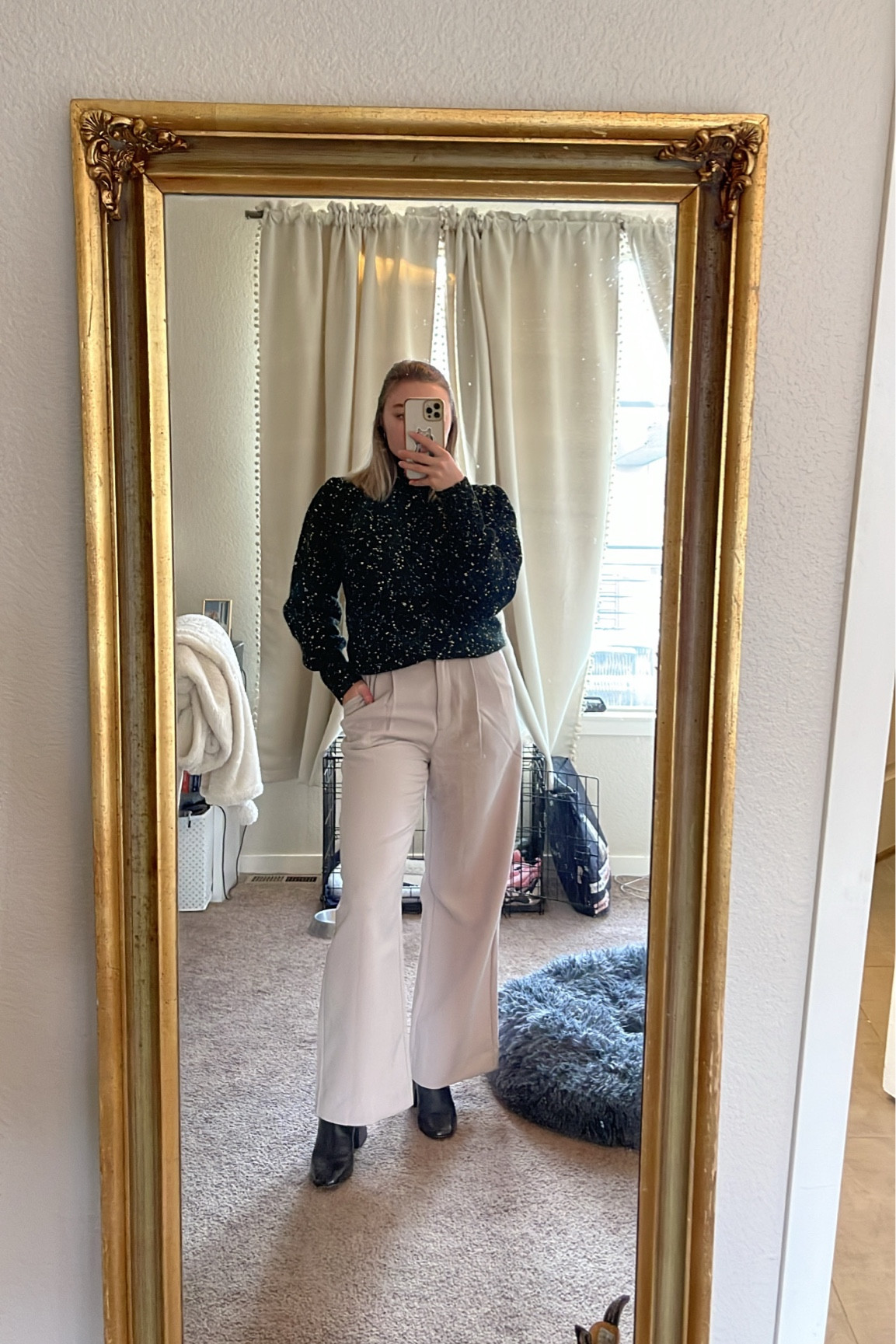 Been living in these trousers from A+F. So comfy and the tan matches almost everything in my closet. Highly recommend! 

#LTKworkwear