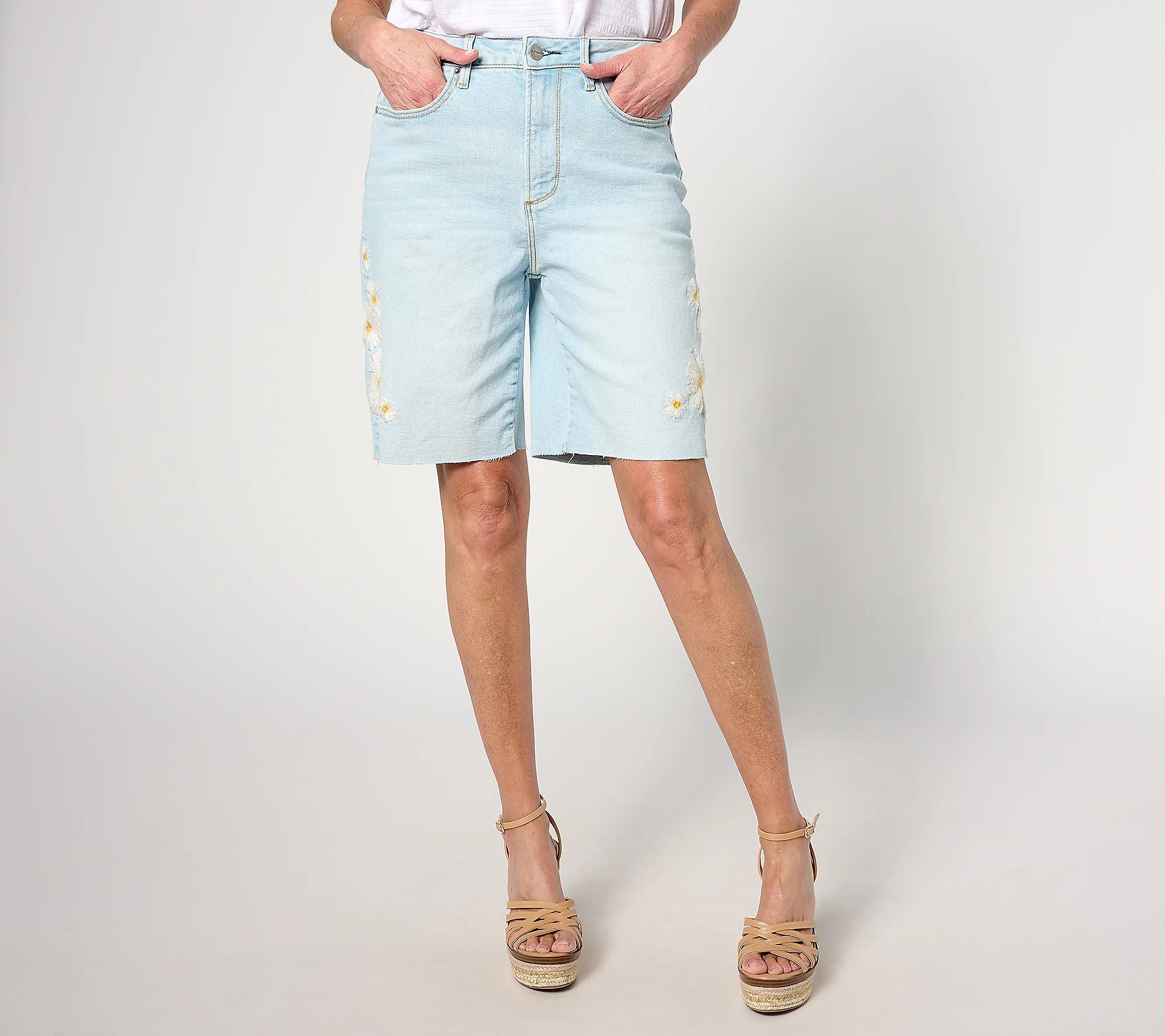 Driftwood Jeans Bermuda 9"" Embroidered Short - Daisy | QVC