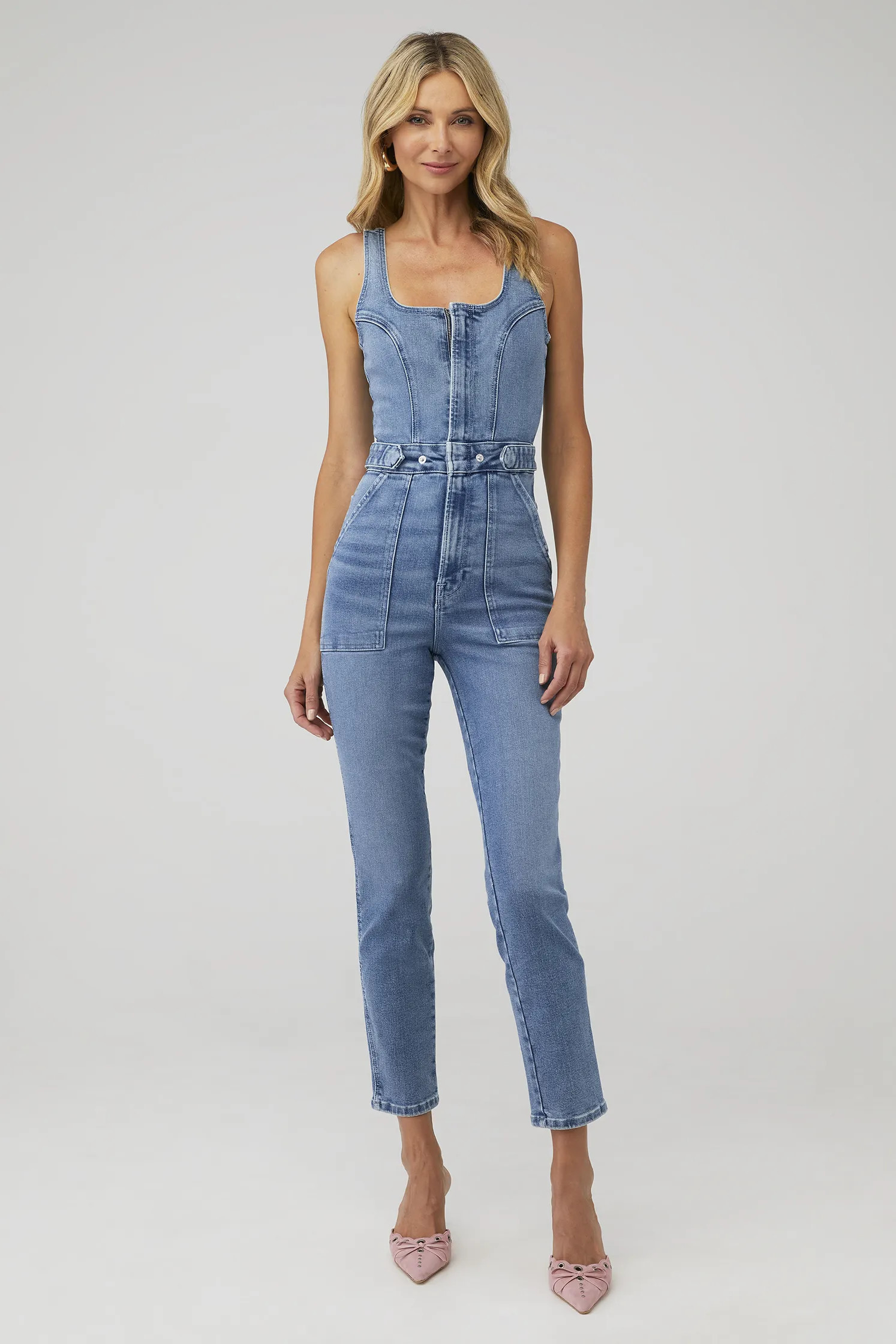 SLEEVELESS FIT FOR SUCCESS | FashionPass