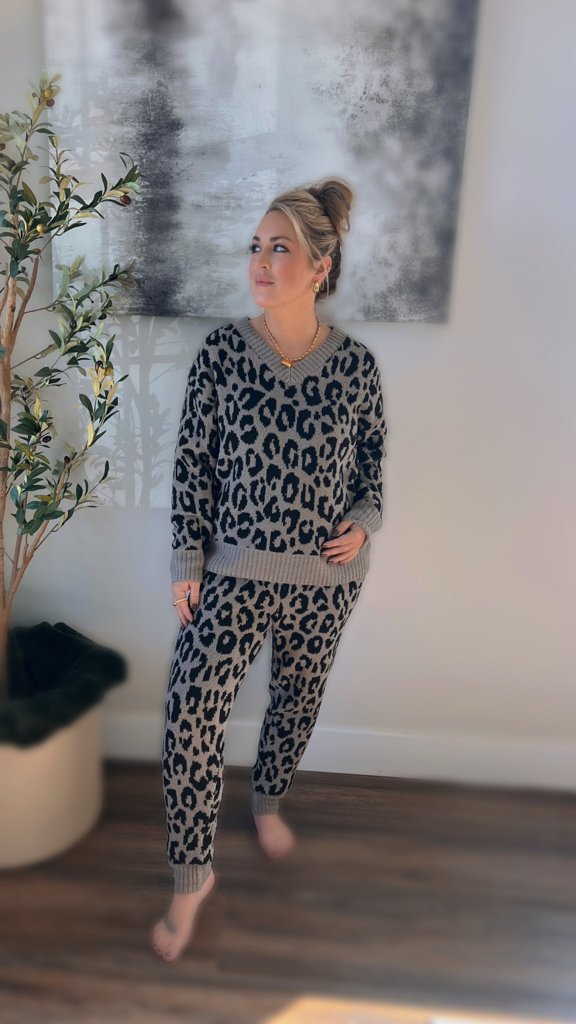 Soft as your favorite blanket and cozier than a Sunday nap 🤎 This JoySpun lounge set from Walmart is peak cozy season energy. The ultimate comfort outfit you’ll never want to take off!

Walmart fashion, JoySpun, blanket soft lounge set, cozy outfit, Walmart finds, fall loungewear, comfy and cute, soft knit set, affordable style, cozy season, lounge wear for women, midsize outfit, Walmart fashion finds, neutral outfit, comfy chic

#LTKFindsUnder100 #LTKFindsUnder50 #LTKMidsize