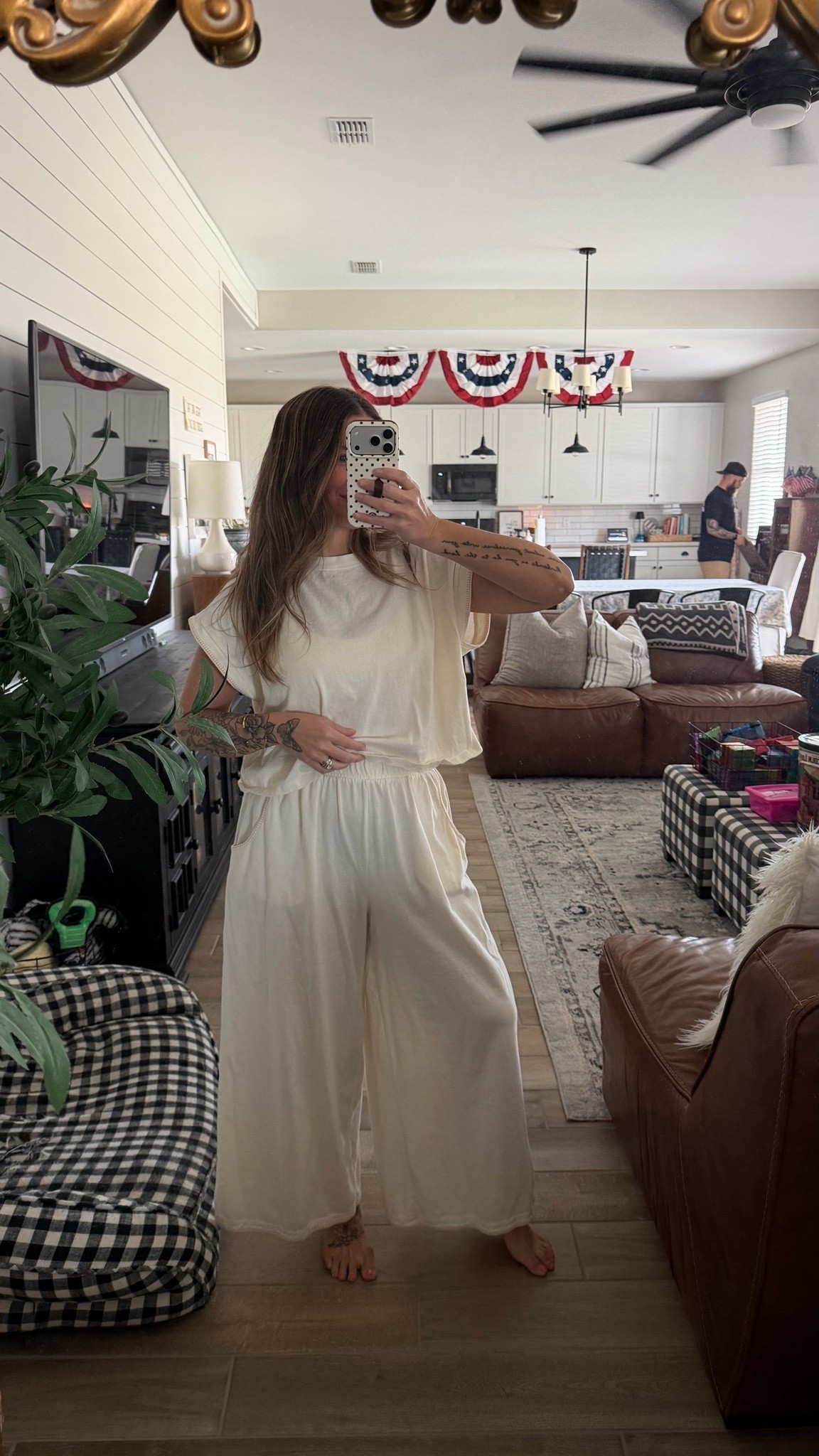 oversized, I took a small

#LTKootd