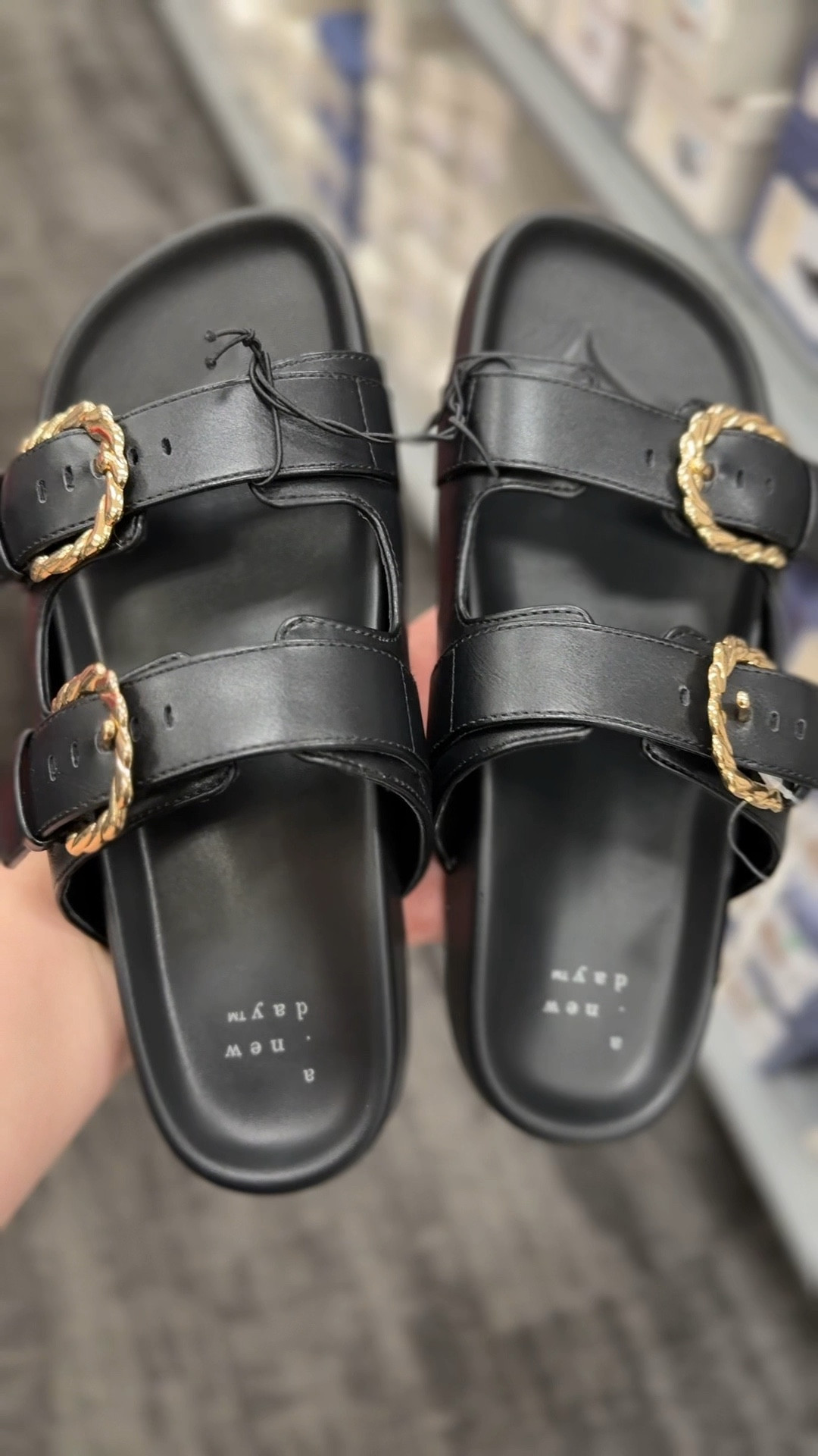 The weather is warming up so you know what that means.. new sandals! 🤭 sandals have always been my favorite shoe so I get extra excited to wear them! 🤌🏼
•
•
•
•
#affordableclothes #targetstyle #targetfinds #targetfashion #targetdoesitagain #targetaddict  #targetforthewin #targetfind #targetclothes #targetoutfit #targetstyles #targetfashionfinds #foundattarget #casualstyle #sharemytargetstyle #springfashion #springclothes #springclothing #springstyle

#LTKSeasonal #LTKgrwm #LTKootd
