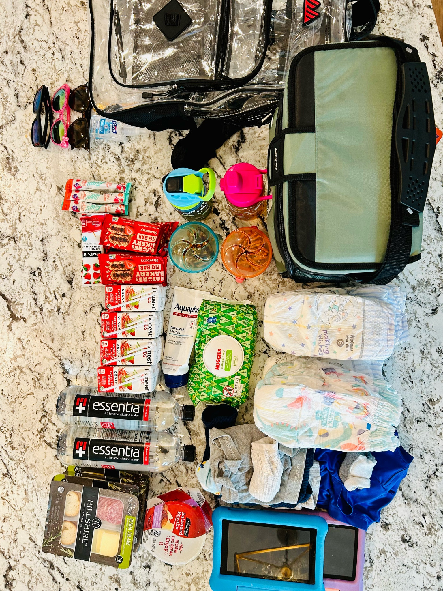 I linked what’s in my stadium bag for toddlers!


#LTKFallSale #LTKKids #LTKFamily