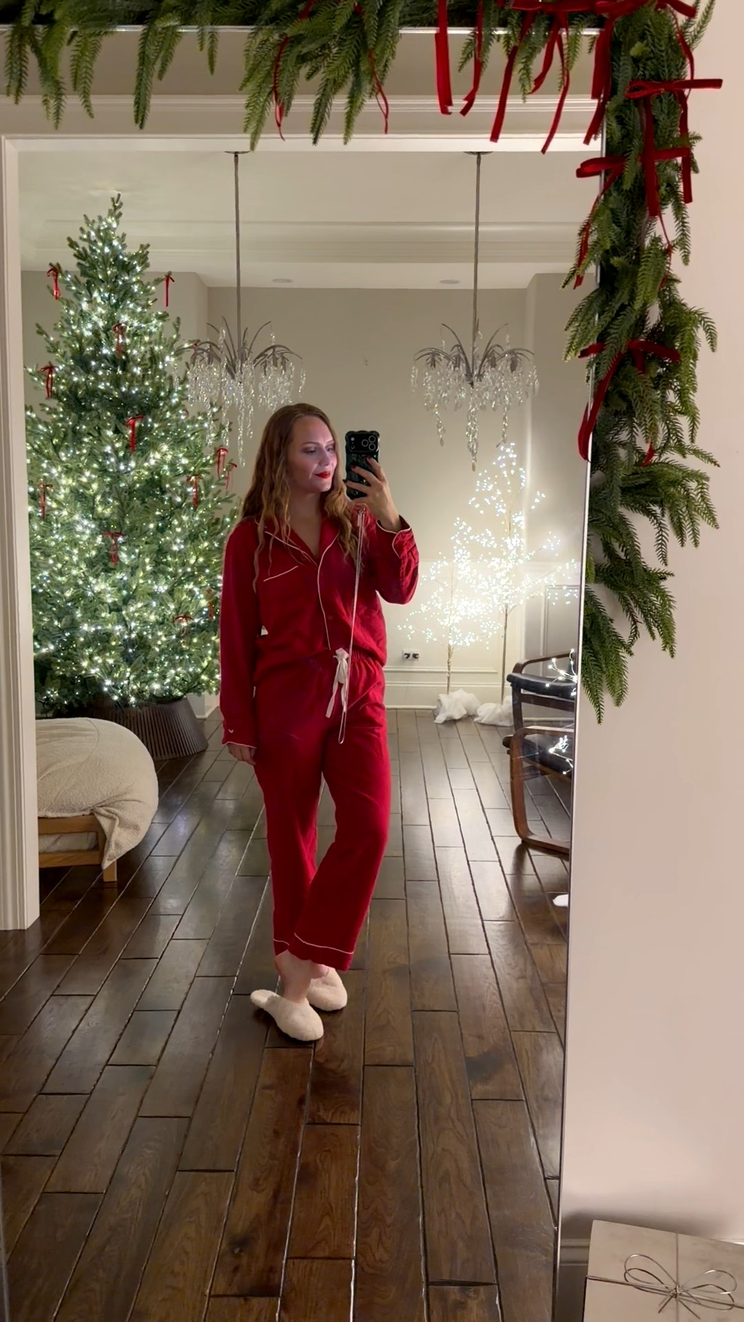 From last nights holiday pj party ❤️💋

Petite plume pjs, holiday pajamas, Christmas spirit, holiday party, red bows, classic Christmas style

#LTKSeasonal #LTKHoliday