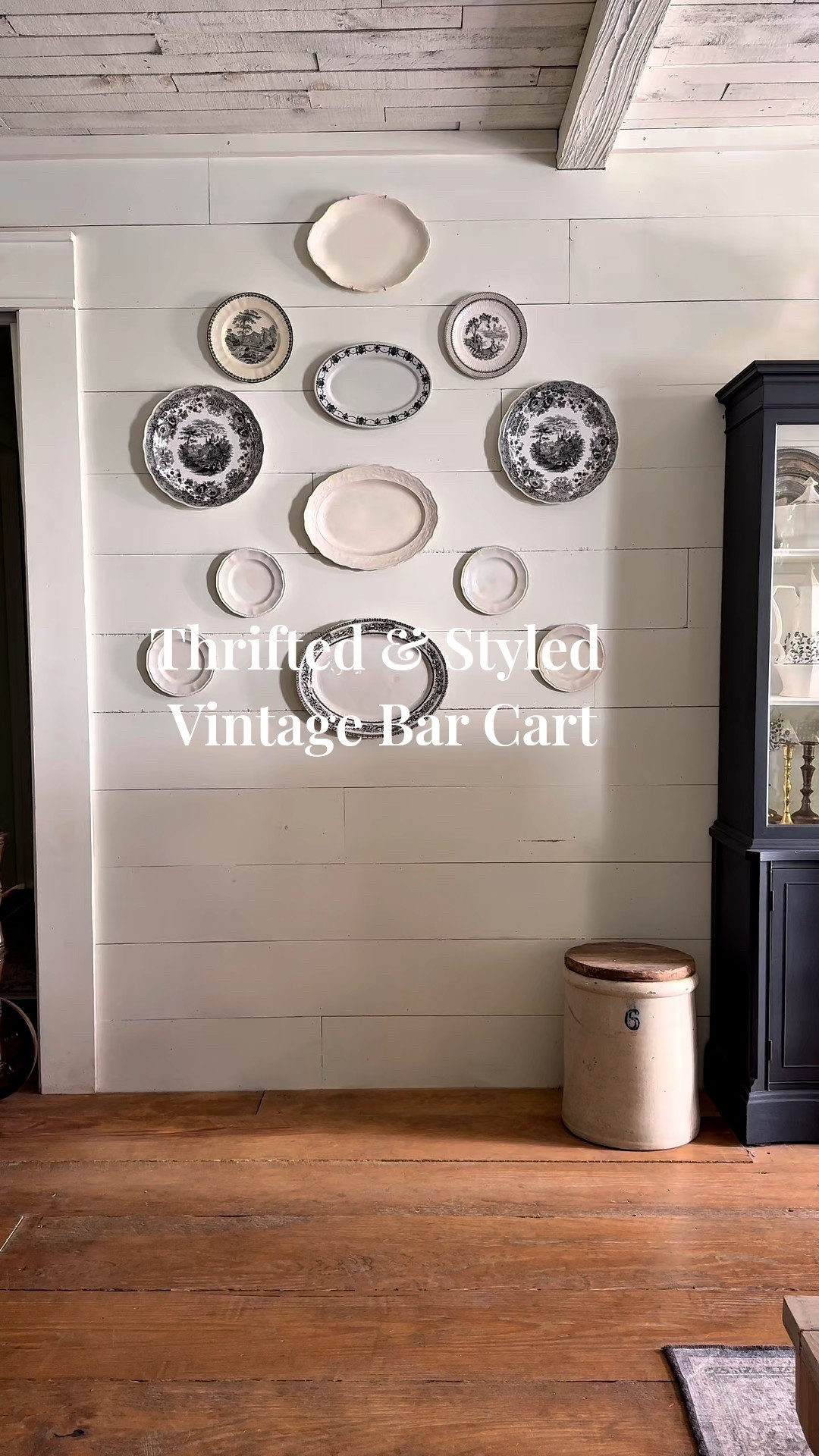Thrifted & Styled Vintage Bar Cart turned Cocoa Bar! #vintagestyle #christmasdecorating #cocoabar 