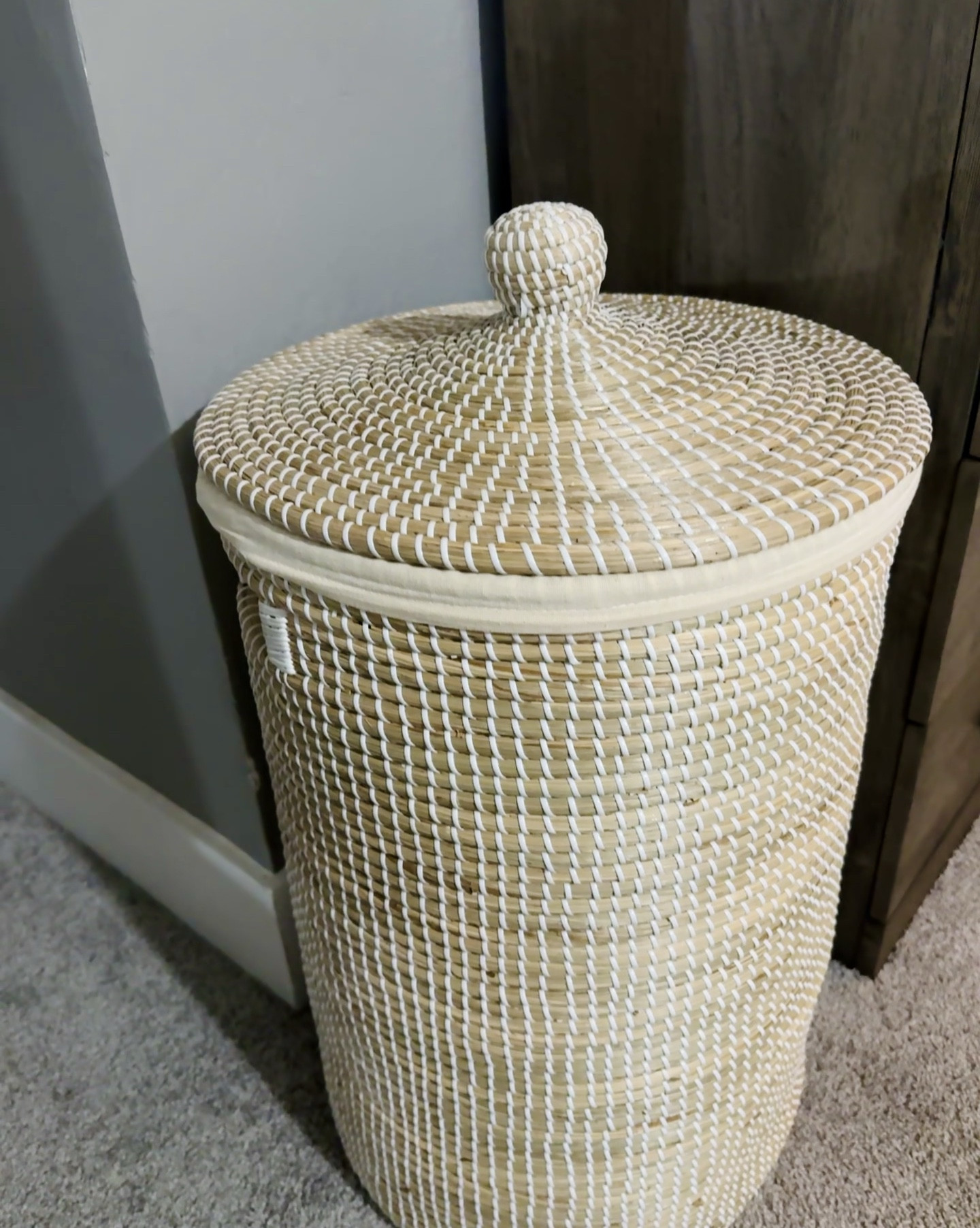 Found the cutest woven hamper today! Love how this adds warmth and texture to the room. Obsessed with pieces that blend function & style! 

#wovenhamper #wovenbasket #homestyling 

#LTKHome
