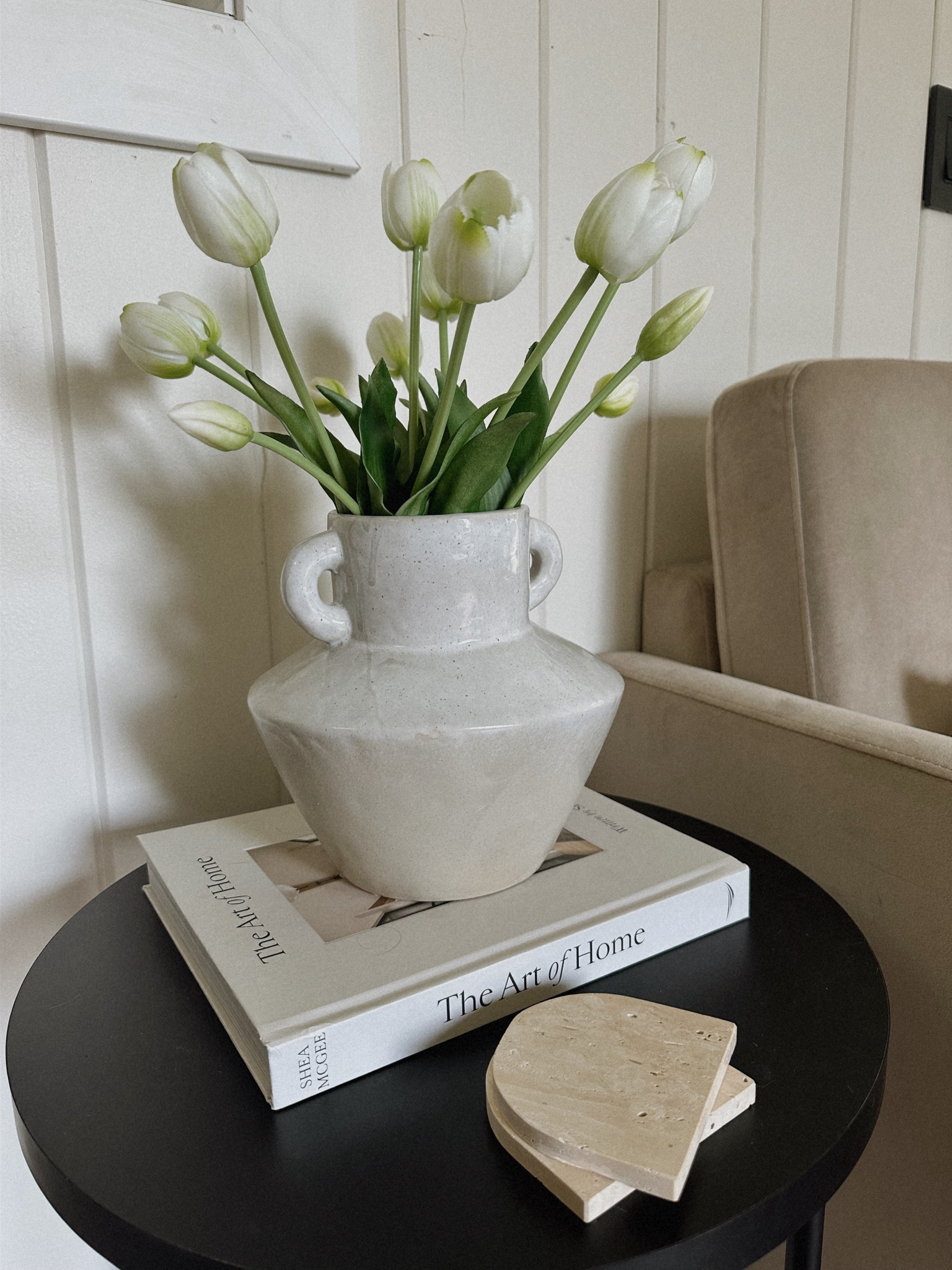 side table 🤍