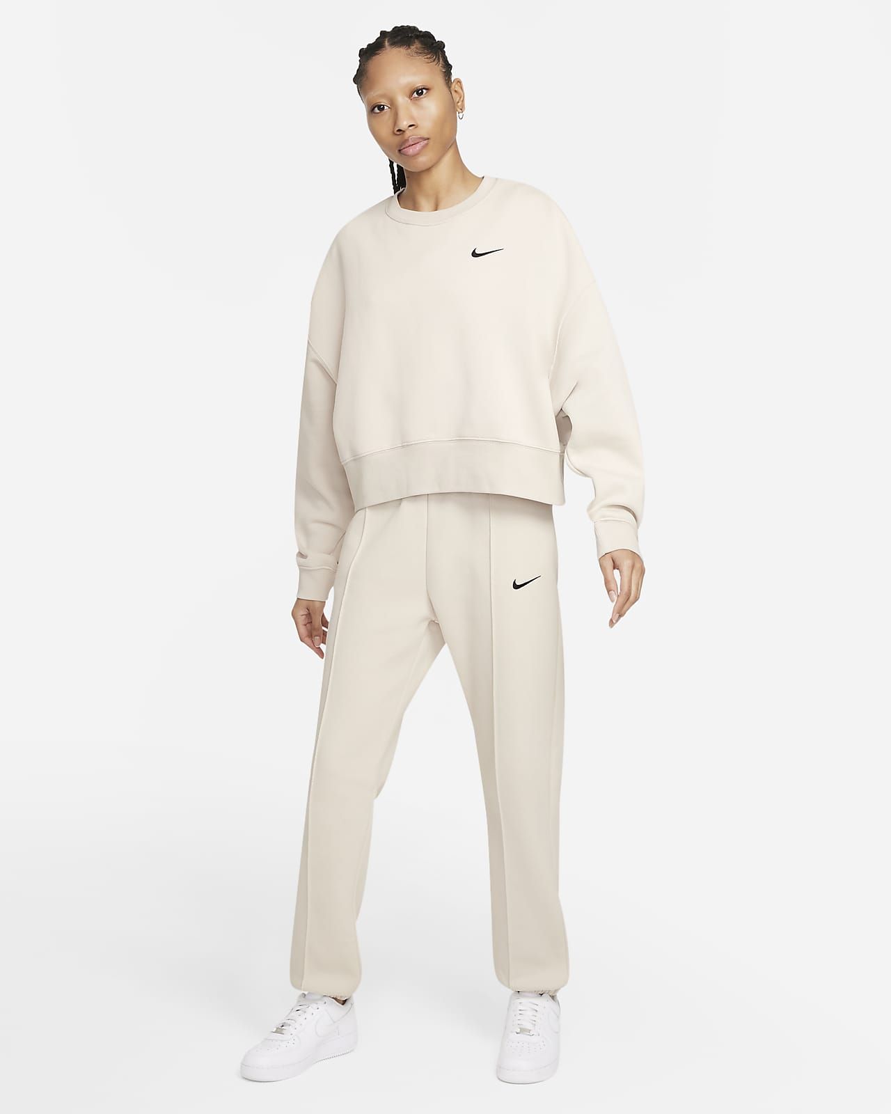 Nike Sportswear Collection Essentials | Nike (UK)