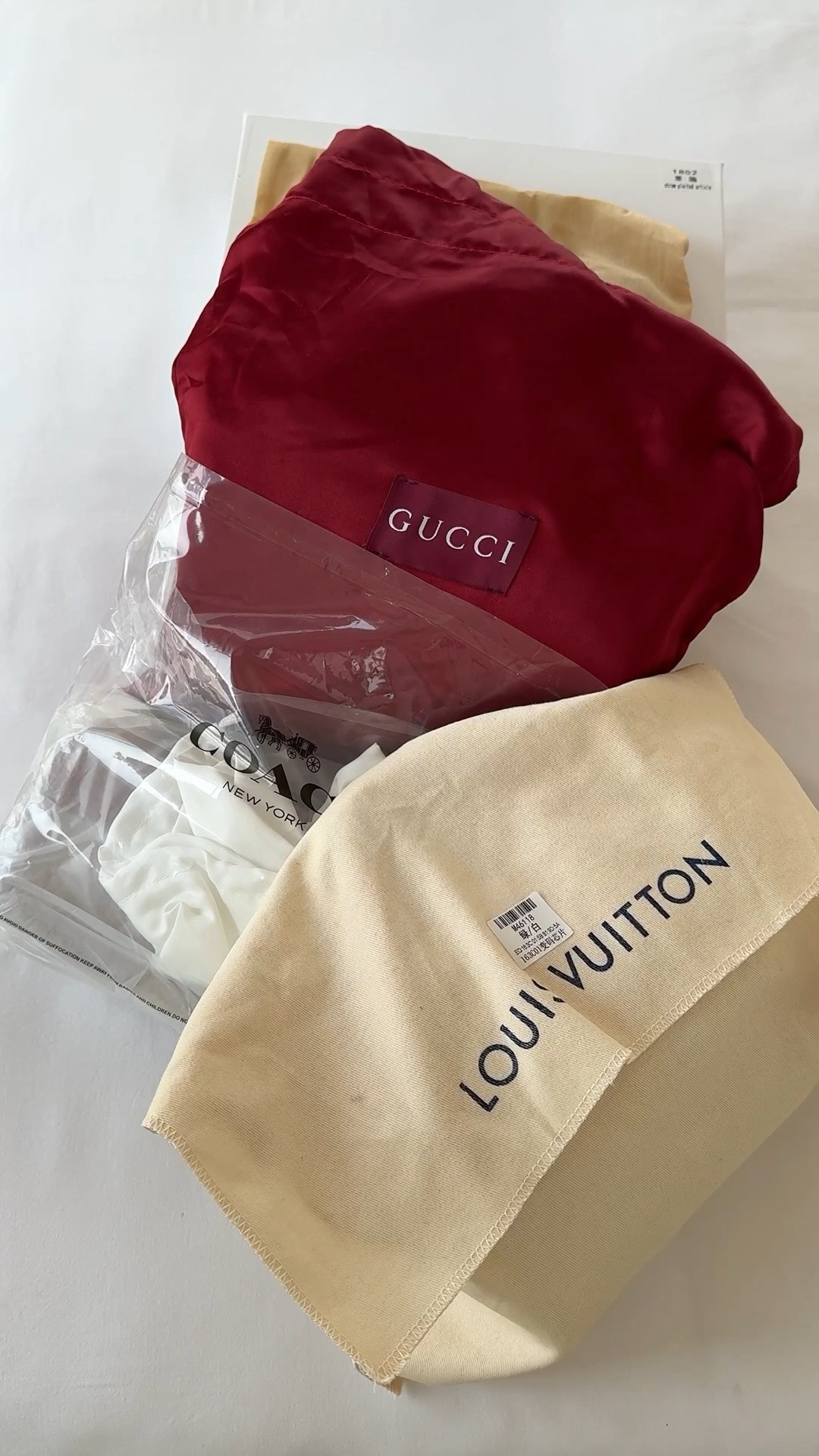 Missing small GG bag link on my website ➡️ www.maktimifinds.com 

#LTKautumn #LTKsale #LTKbag