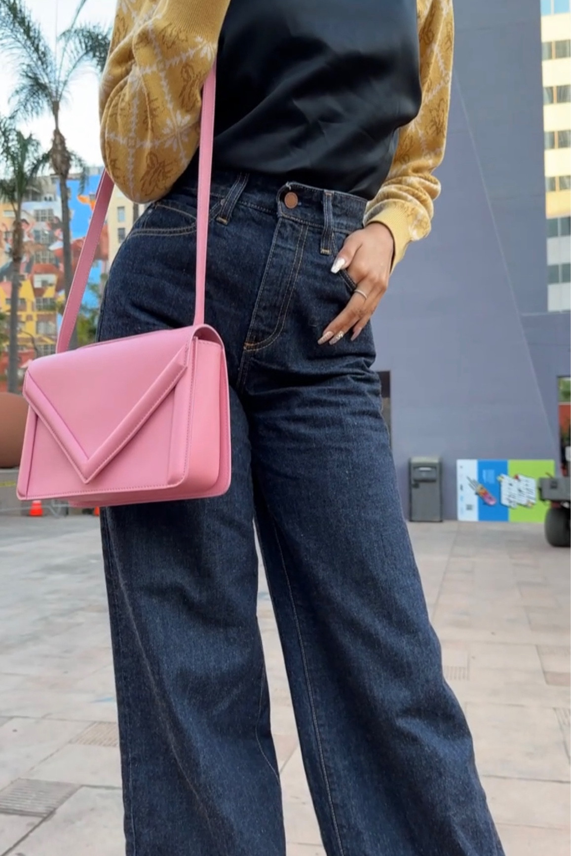 My Favorite Barbie Box Bag 💓 Barbiecore Fashion, Barbie Aesthetix, Barbiecore Aesthetic, Pink 

#LTKitbag #LTKSeasonal