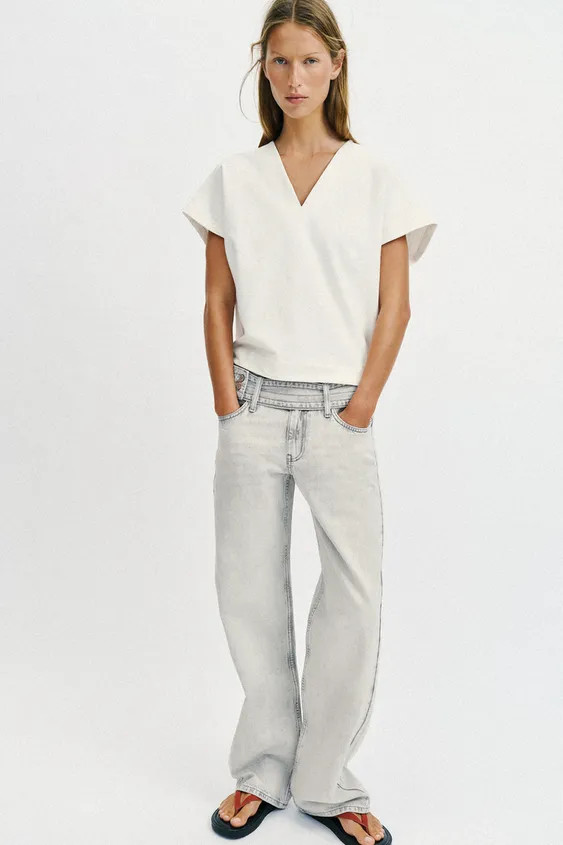 RUSTIC V-NECK T-SHIRT | Zara UK