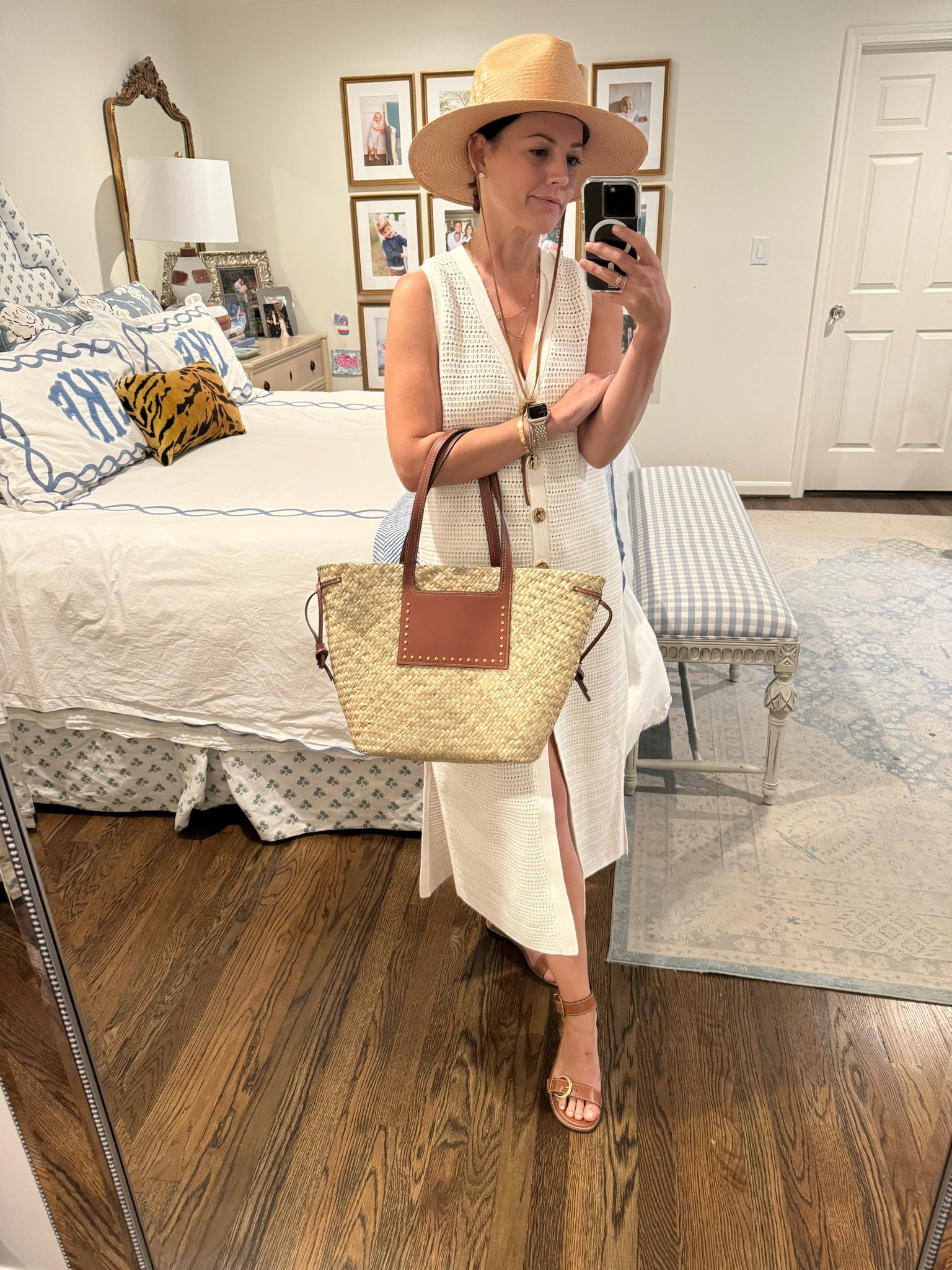 Perfect poolside cover-up 👙☀️