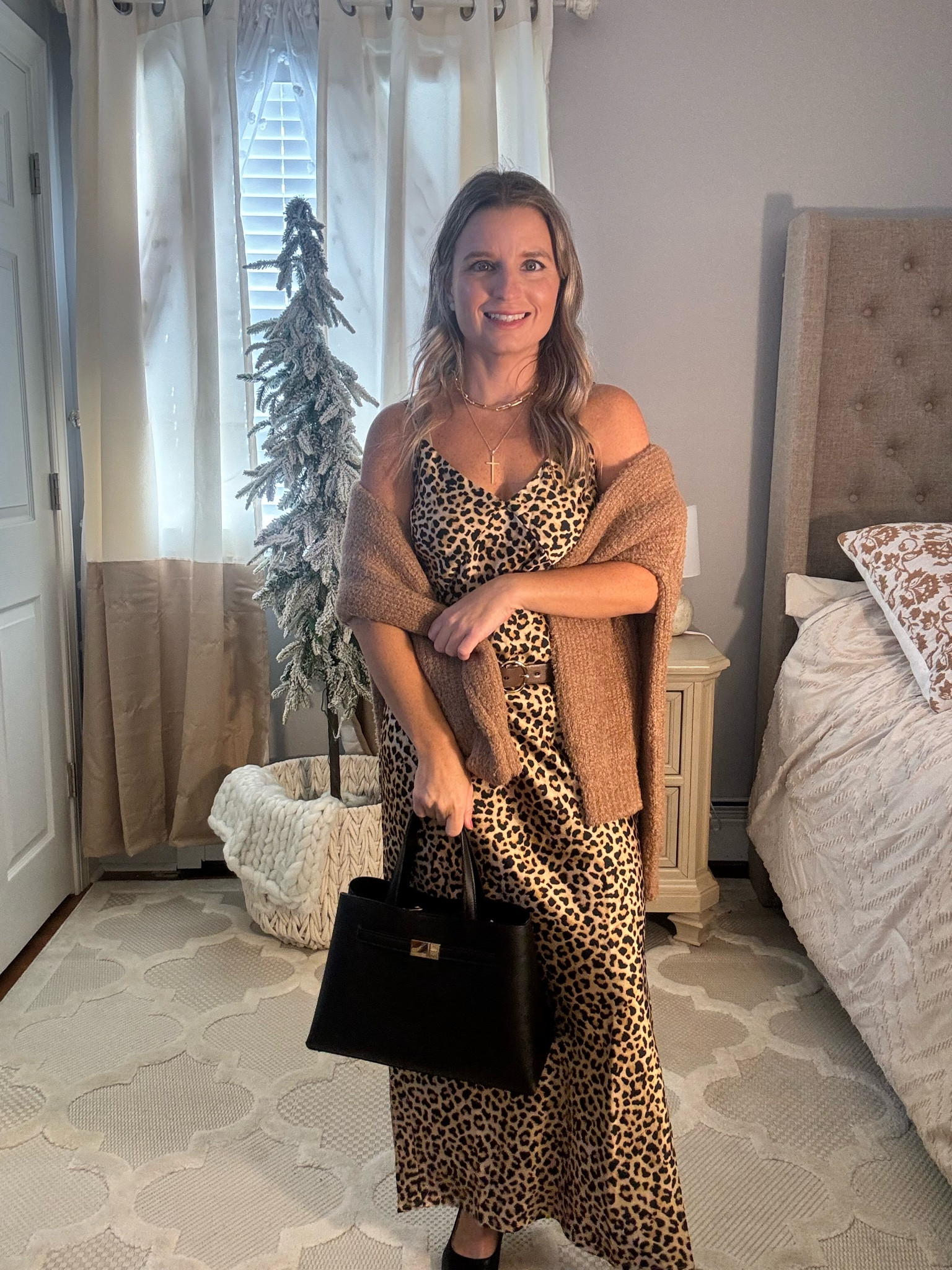 Date night dress! 

#LTKSeasonal #LTKHoliday #LTKFindsUnder50