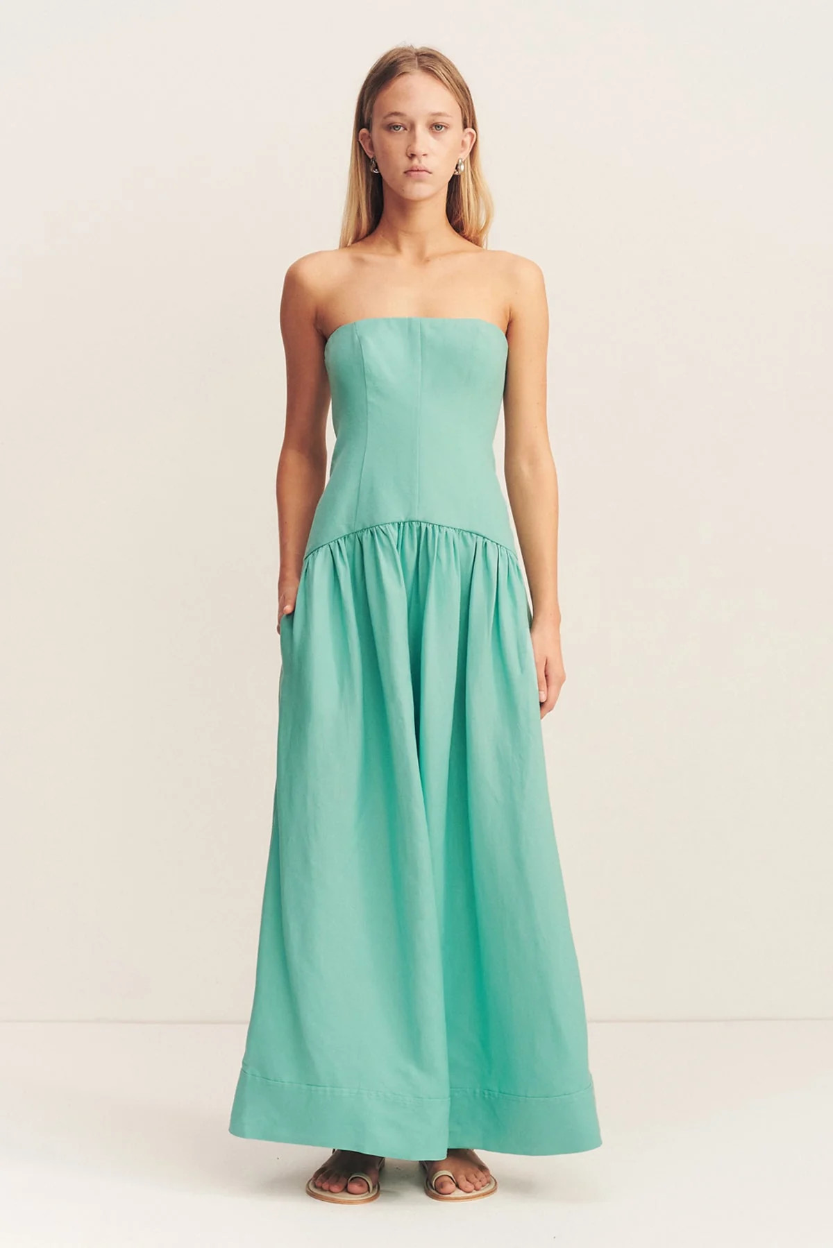 ALEC LINEN STRAPLESS PANELLED MAXI DRESS | POOL BLUE | DRESSES | SHONA JOY | Shona Joy