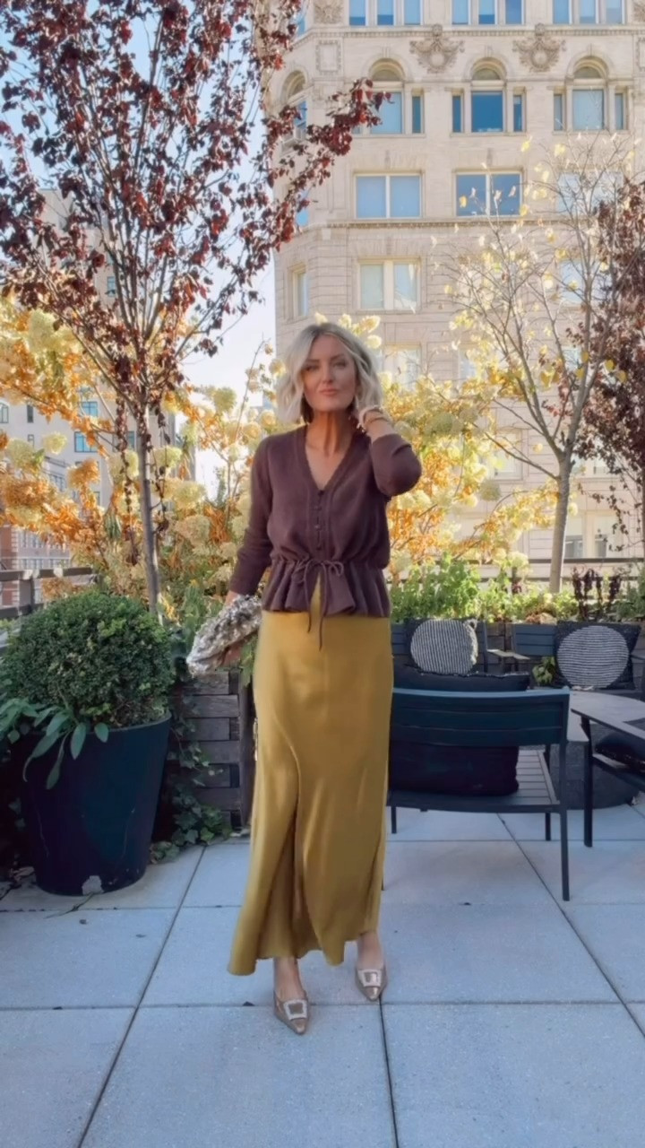 I know this skirt seems like it would be hard to style with because of the color, but I was able to style it SO many ways! It's such a fun staple! Wearing XS in sweater & S in skirt!

Loverly Grey, quince, cardigan, brown sweater, fall outfit, new york 

 #LTKSeasonal