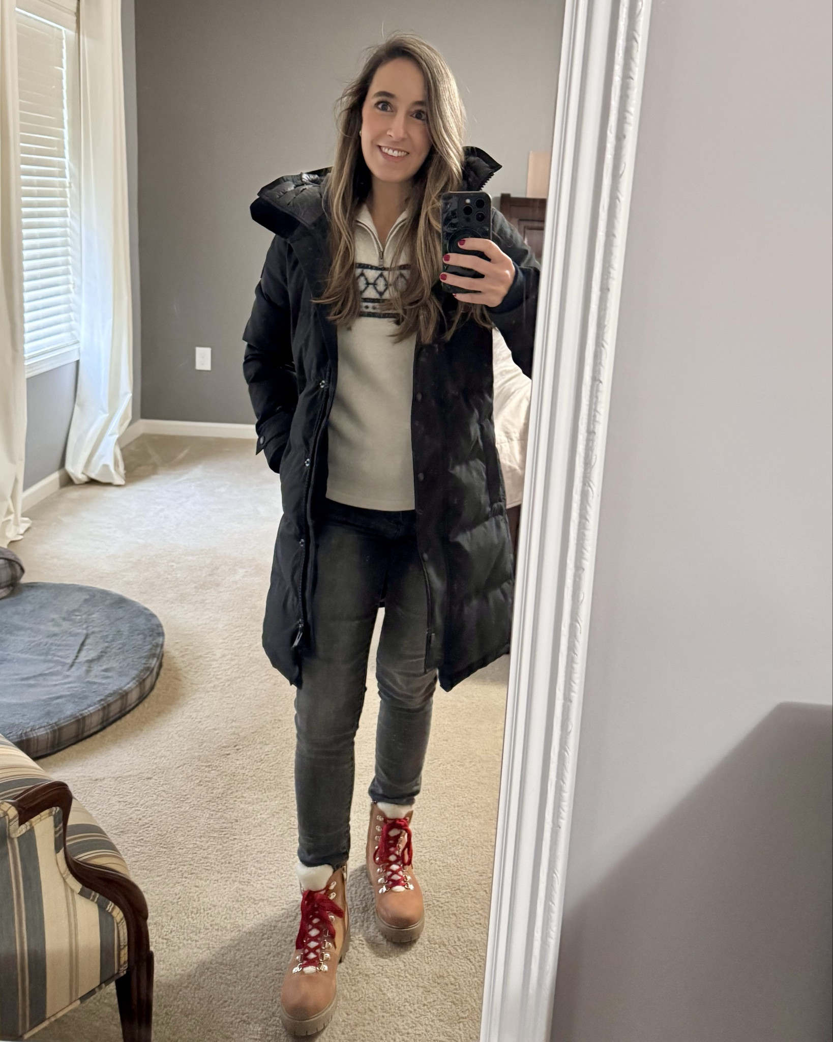 What I wore to stay warm in NYC with the kids 🎄

Sweater brand is Admunsen

Kids jackets linked too

Winter outfit
Cold weather outfitt
Canada goose jacket
Smart wool bra 
Smart wool socks
Winter boots
Long John’s - thermal leggings
Gloves 
Winter coat
Kids coats

#LTKSeasonal #LTKPetite #LTKootd
