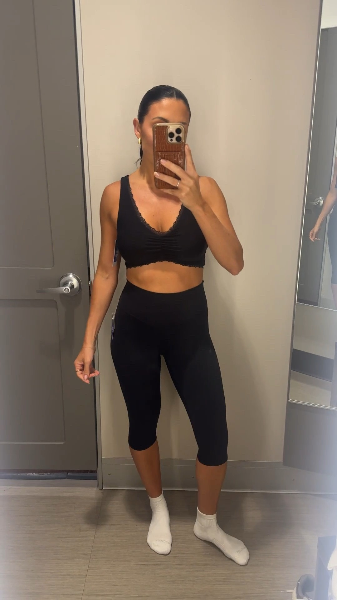 Tried on some new active wear at @Target! 
Size small sports bra
Size XS capri leggings 

Target finds
Target active

#LTKfitnessgoals #LTKActive #LTKootd