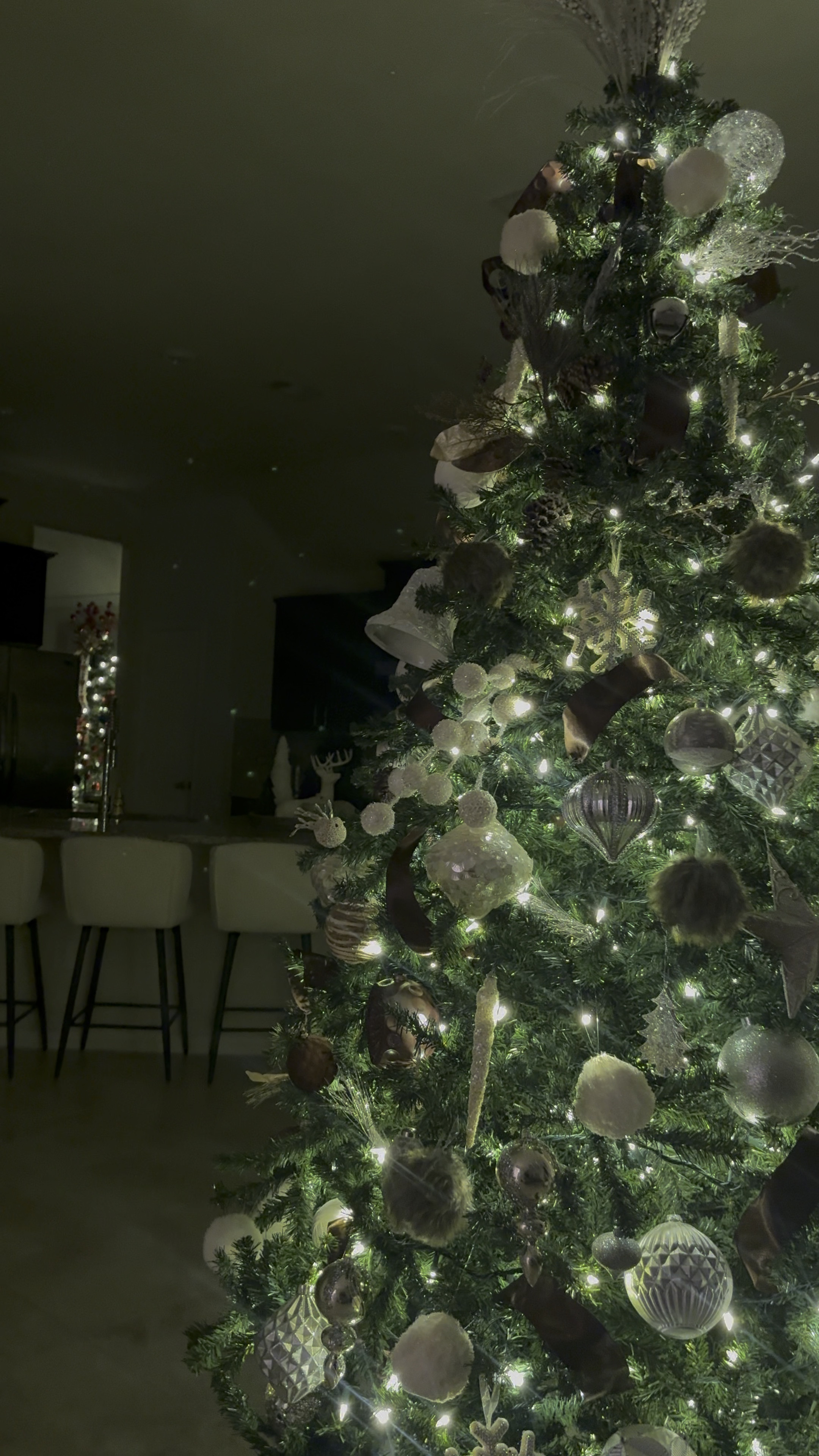 Smart plugs on the Christmas tree>