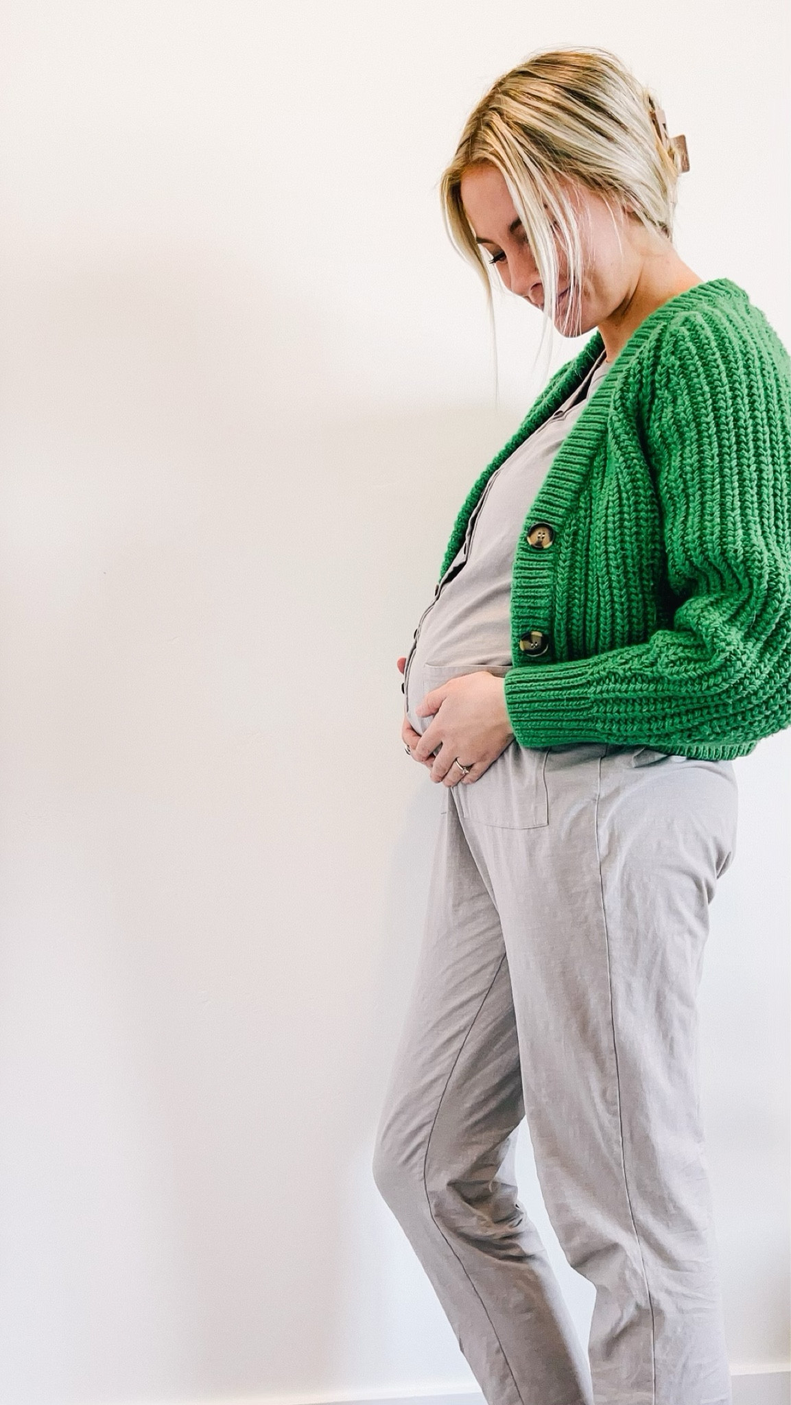 Green knit sweater! 

#LTKFind #LTKfit #LTKunder50