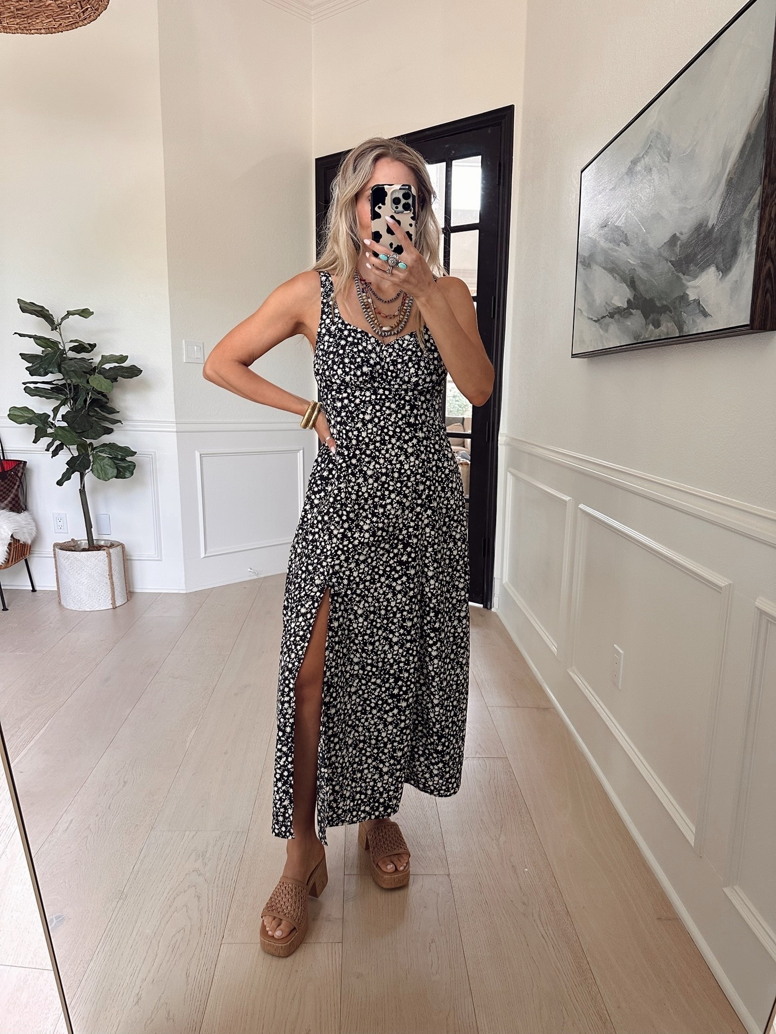 Stunning dress for under $40 looks designer but it’s WALMART!!! 📦🙌🏼✨ 

Wearing size s / my tts 

#LTKWorkwear #LTKgrwm #LTKmomlife