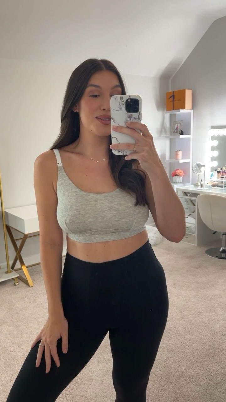 My favorite “everything bra” is this grey color! It’s so versatile and comfortable! Wearing an XL and my regular bra size is 38DD

New mom, nursing bra, pumping bra, breastfeeding bra, maternity, mommy support

#LTKmidsize #LTKstyletip #LTKbaby