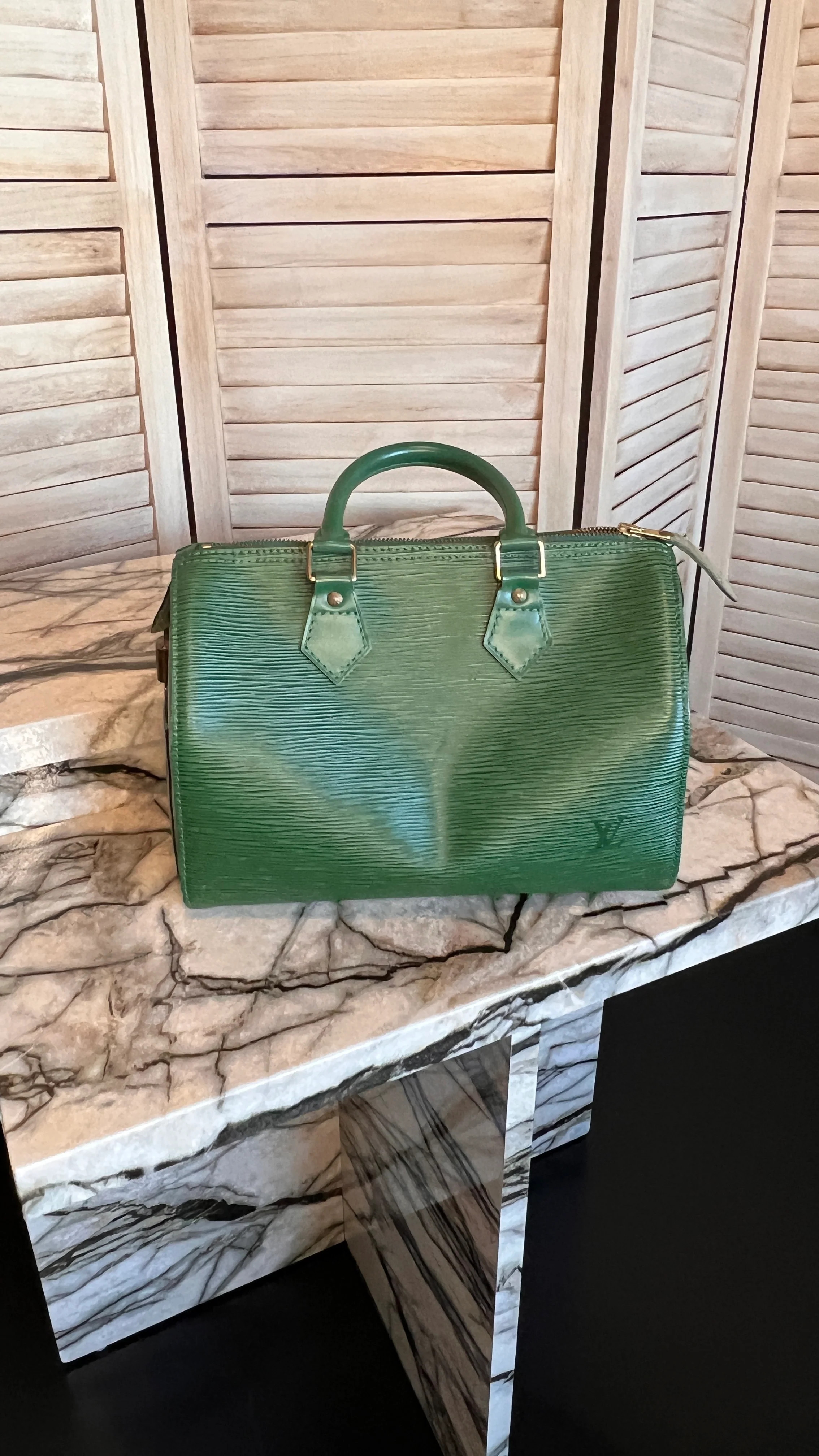 Epi Speedy 25 Borneo - Louis Vuitton | Statement Boutique