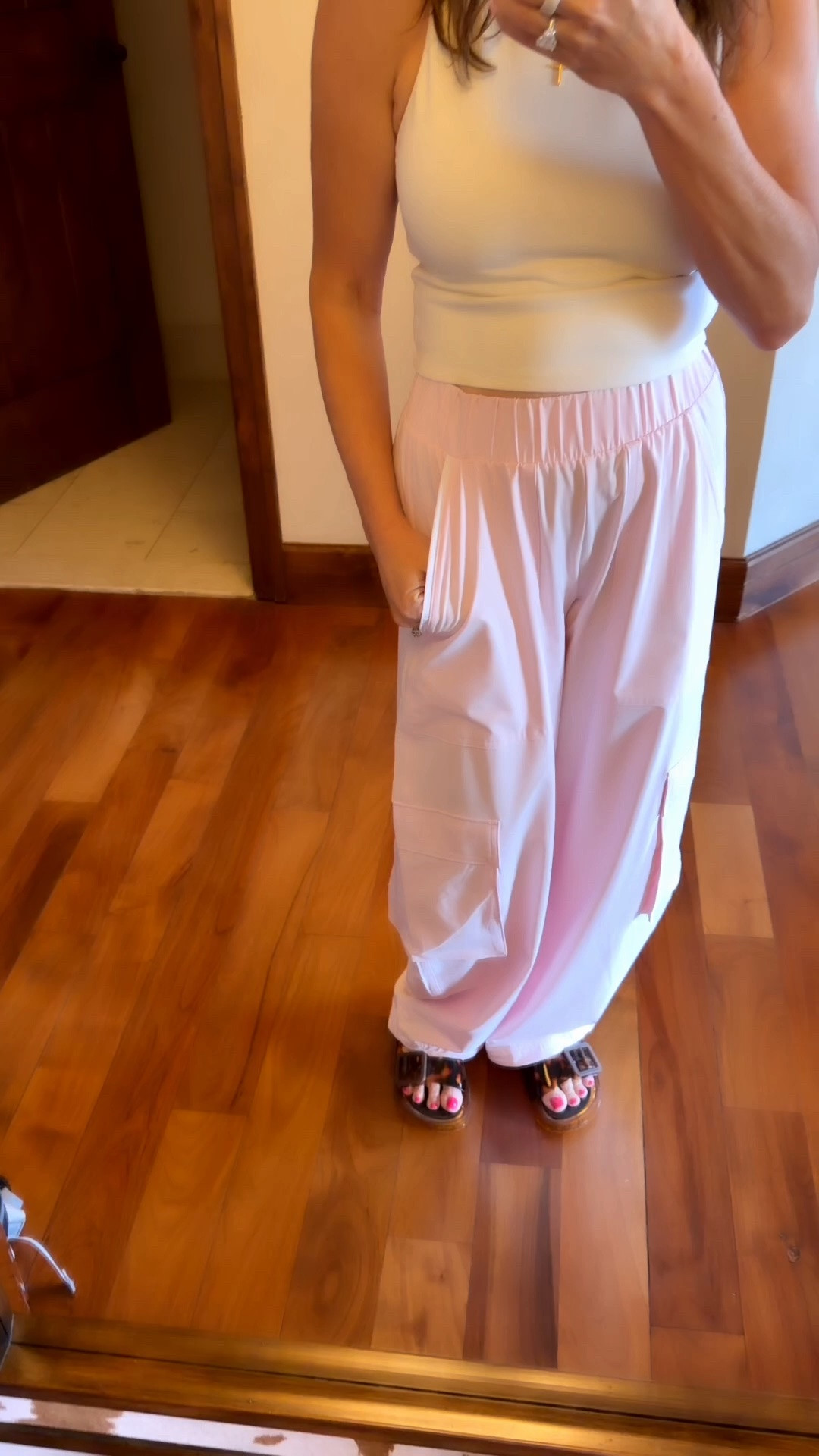 The kind of pants that make you feel like you have your life together, even when you’re eating protein bars in a hotel room. Soft, airy, and ridiculously comfortable. @Fabletics

#LTKgrwm #LTKootd #LTKActive