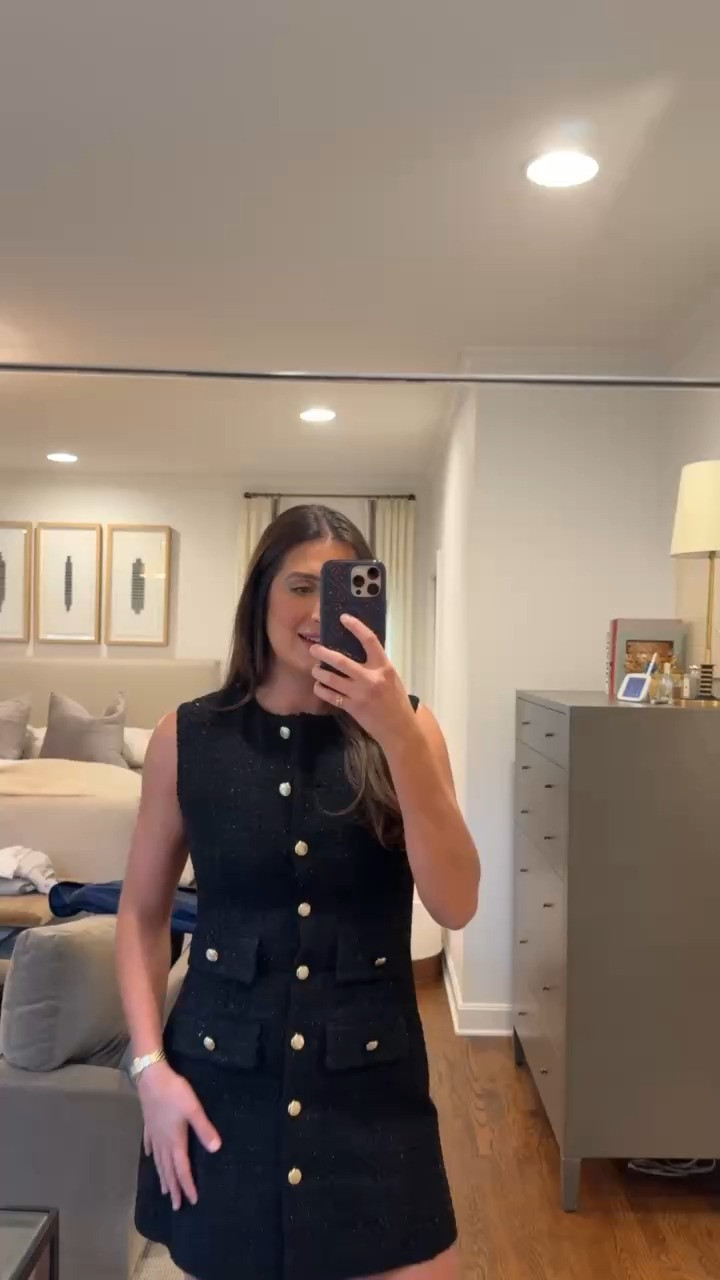 This dress is so classy & elegant!

Original OOS but linked a few similar ones!!

Tweed dress, dresses, mom style, date night outfit, date night dress, tweed, Grace White

 

 

#LTKootd #LTKmomlife #LTKSeasonal