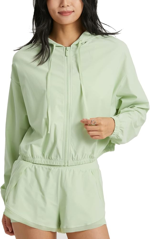 altiland Women's UPF 50+ Sun Protection Cropped Jackets Zip Up Cooling Shirt Athletic Workout Run... | Amazon (US)