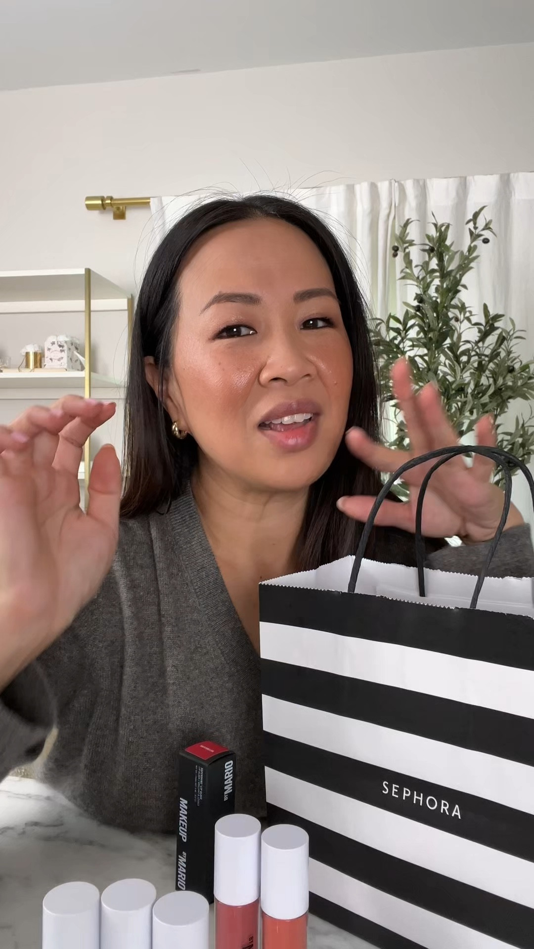 Sharing a @sephora haul with a look at some new spring launches this year! Picked up some new lip balms, glosses, a dry shampoo and a complexion products. Also redeemed some of by Beauty Insider points for a deluxe sized cleanser I’m excited to try! If you’re not a member yet you can sign up for free instore or online for extra perks like early access to product launches, events, savings and more!

#sephorapartner

#LTKBeauty