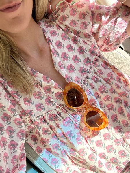 Bring on the block print for spring outfits! Have been wearing these Amazon sunglasses every day since I got them. You can’t beat 2 pairs for $15! 🙌🏼

#LTKfindsunder50 #LTKSeasonal