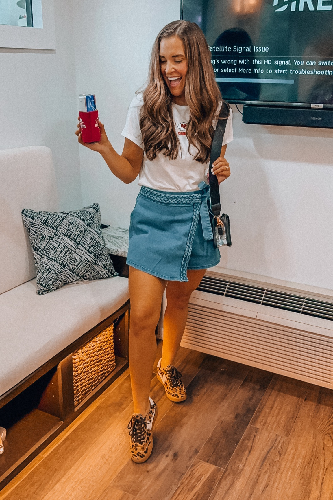 Chiefs game day outfit inspiration! Love this baby tee from Abercrombie! I am in a small. Fit is TTS. It’s a loose fit! 

#LTKFindsUnder50 #LTKSeasonal #LTKFindsUnder100