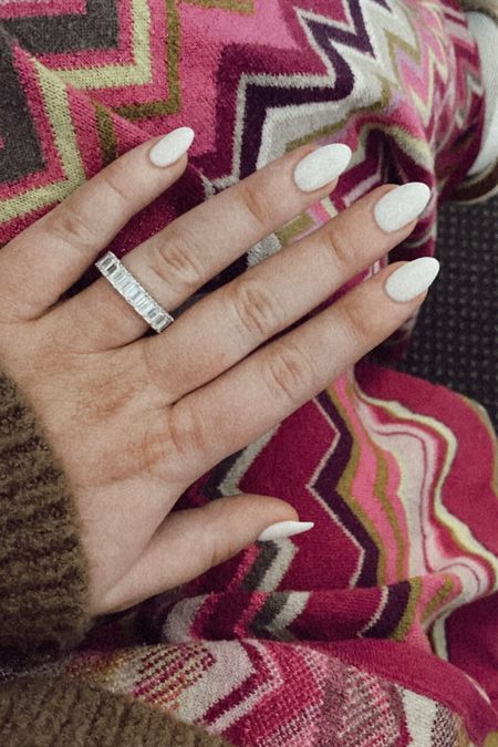 Ashley Butterfield of SideSmile Style wears a emerald cut eternity band and neutral nails on her babymoon vacation. Diamond band, non-toxic nail Polish, Missoni blanket.

#LTKSeasonal #LTKbeauty #LTKtravel