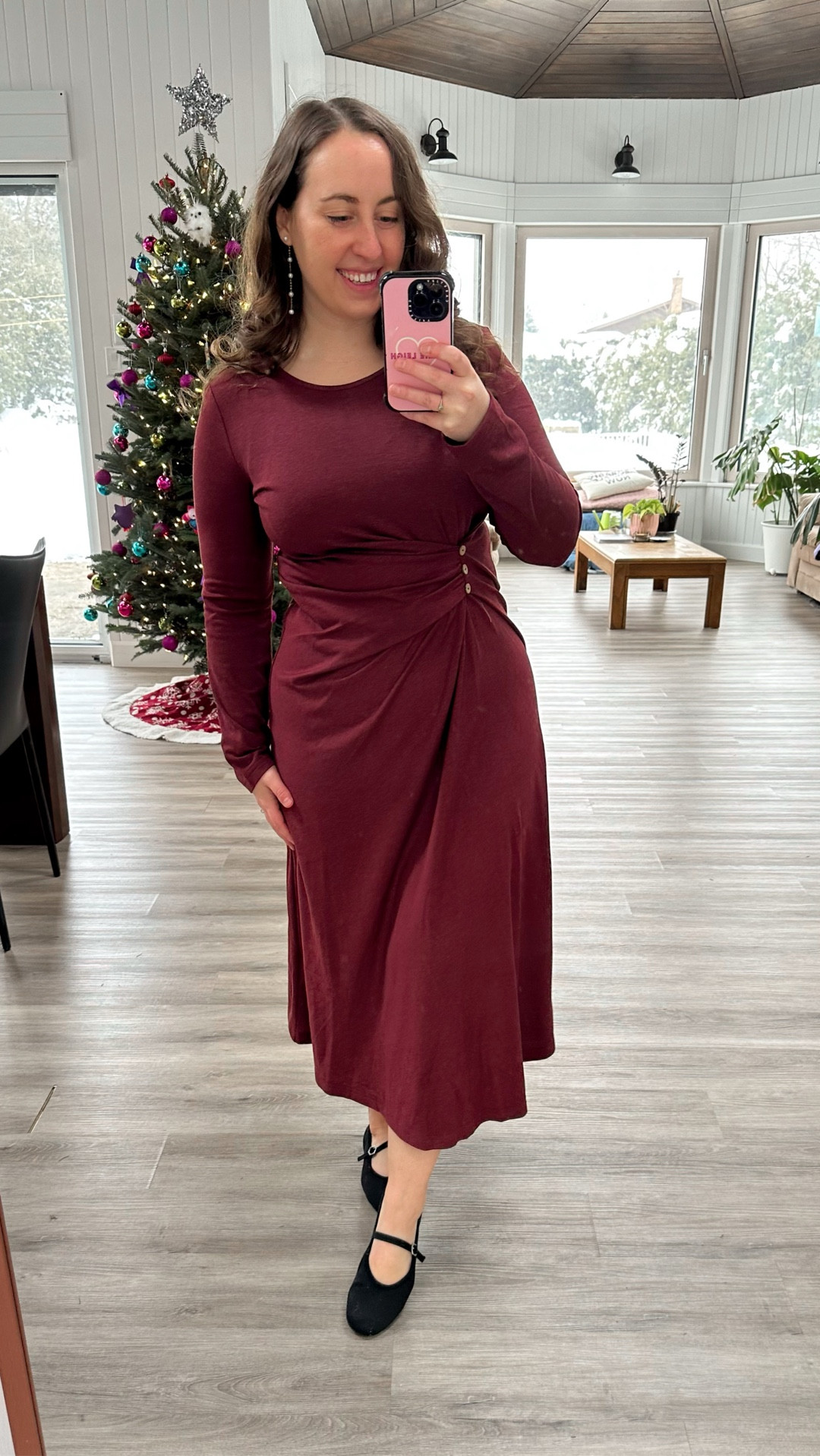 Sustainable clothing brand Lintico sent me a few pieces to try out and I was very impressed! They focus on making pieces primarily from natural fibres like organic cotton, European linen, and wool - the pieces I received all had a great heavyweight feel and seemed incredibly well made! One of the best parts of natural fabrics is they often get better over time with wear, especially linen. That means these pieces should last me many years and only get softer + more comfy over time! I can’t wait to try more pieces from Lintico in the future! 

#LTKootd #LTKWorkwear #LTKPetite