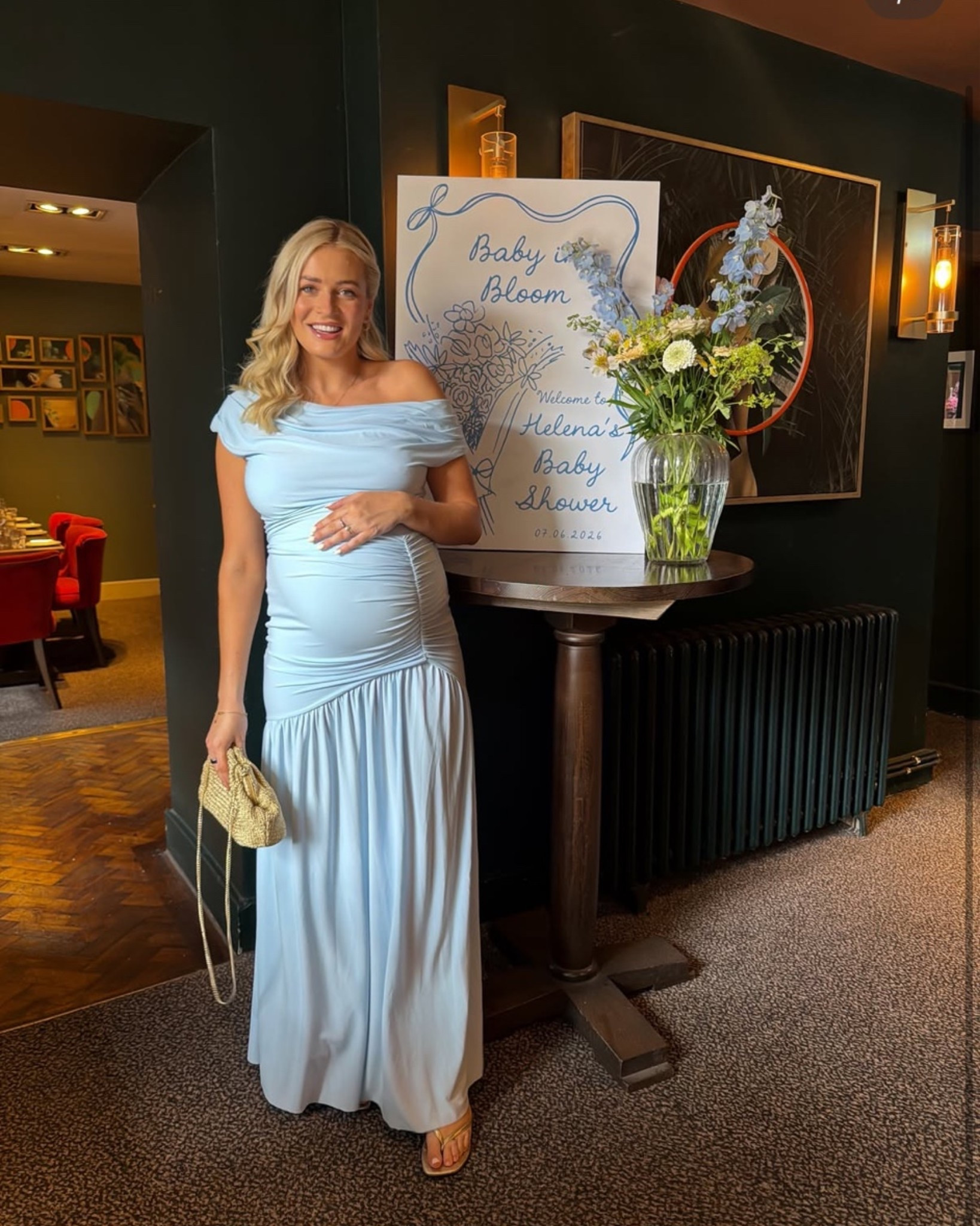 Baby shower dress 🤍🩵